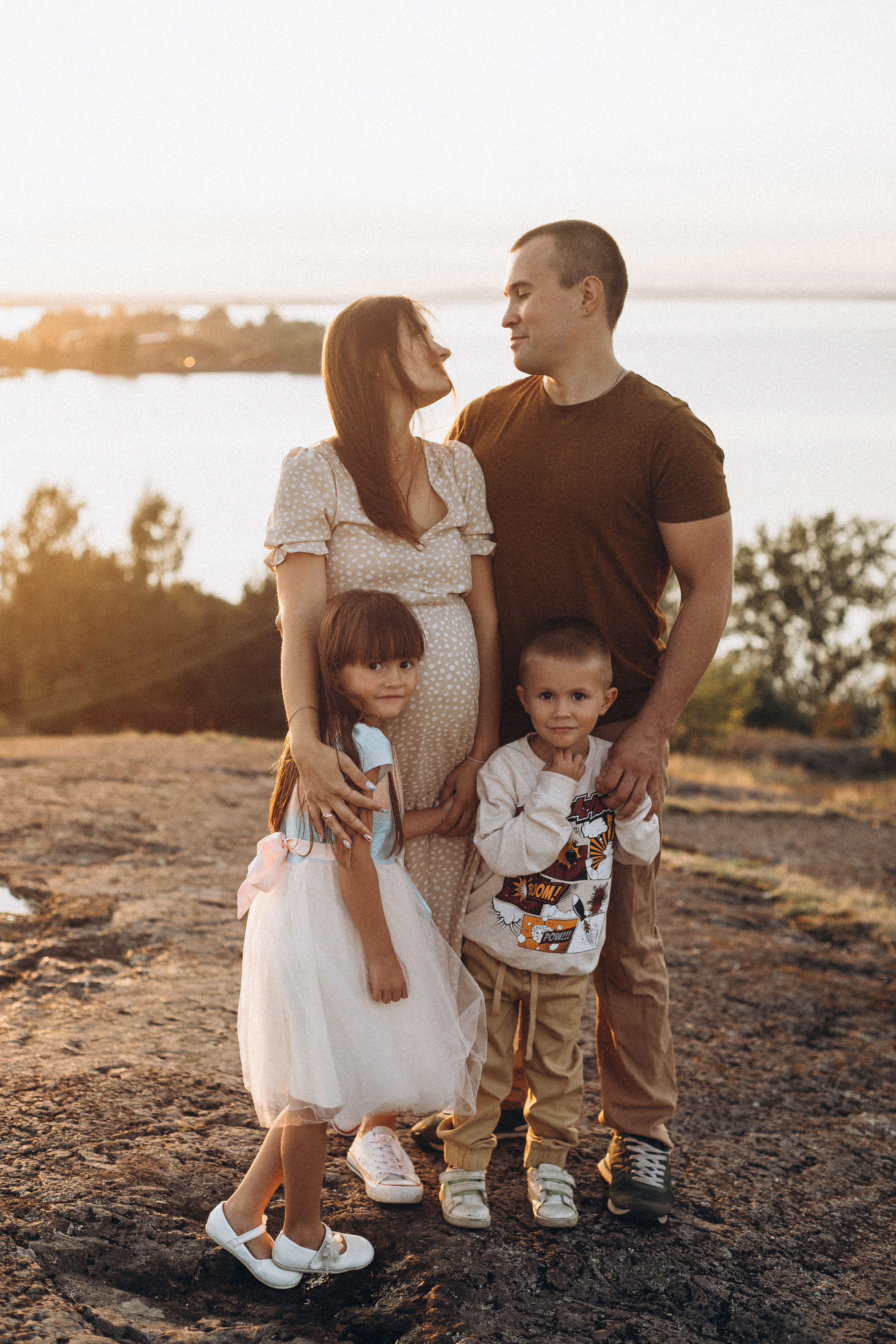 Люба и Антон с малышами. Снимаю истории про вас. Фотограф Наталья Кац