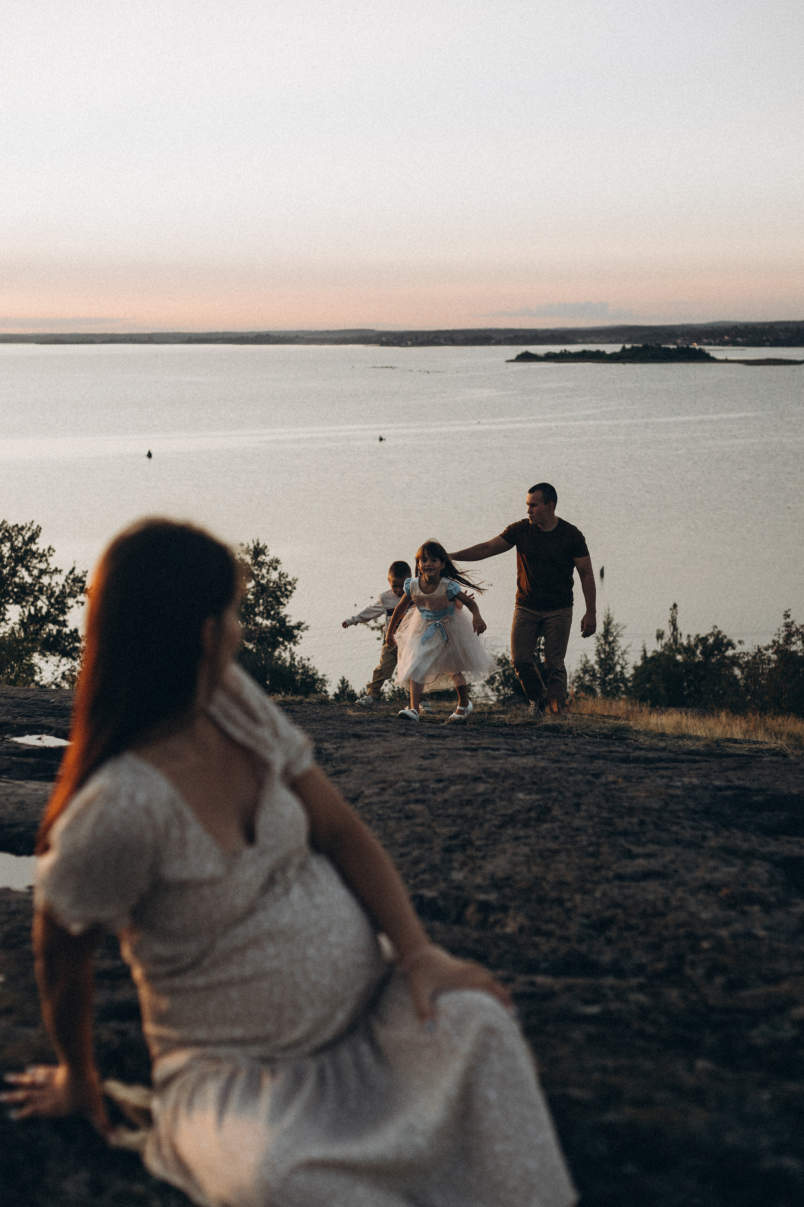 Люба и Антон с малышами. Снимаю истории про вас. Фотограф Наталья Кац