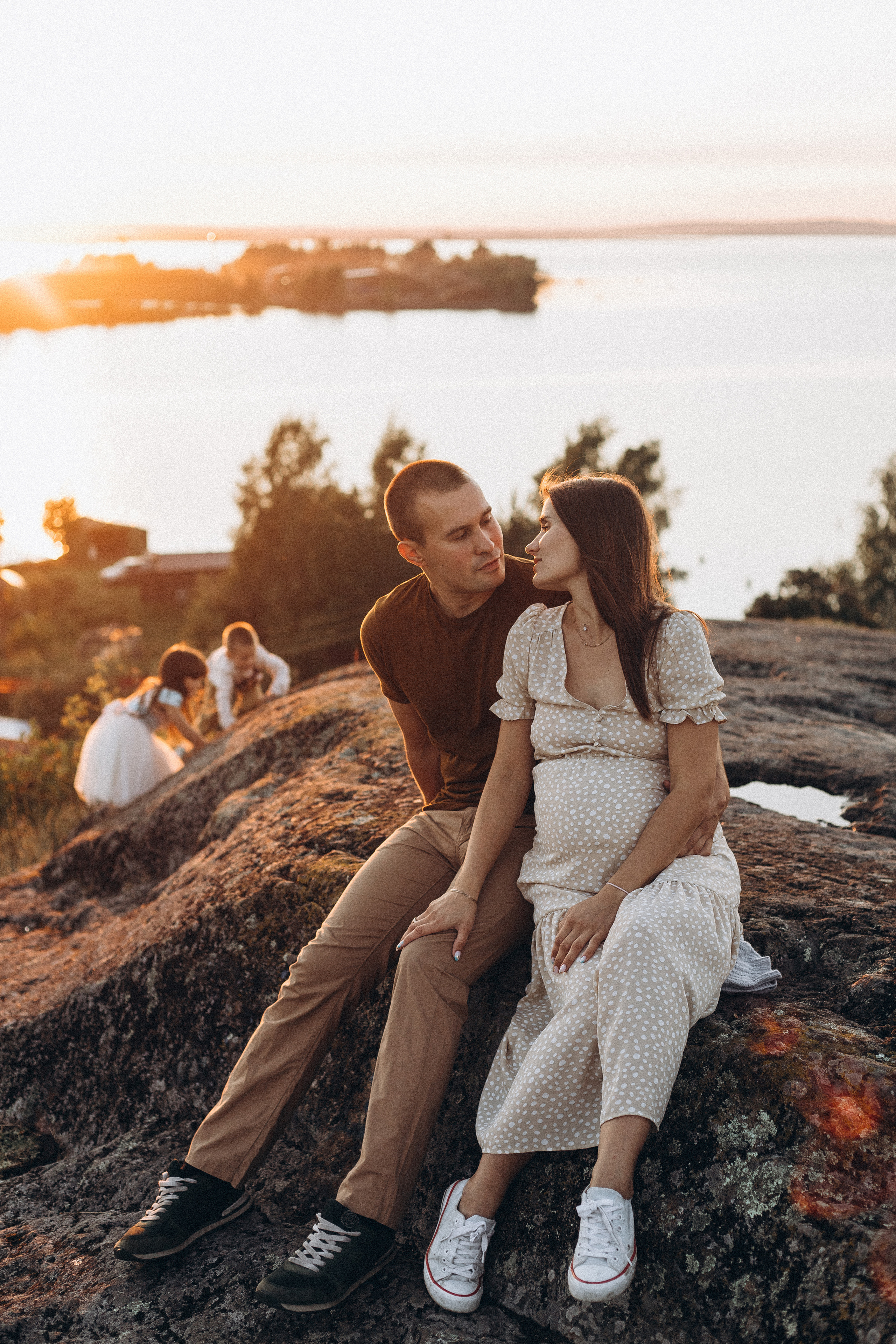 Люба и Антон с малышами. Снимаю истории про вас. Фотограф Наталья Кац