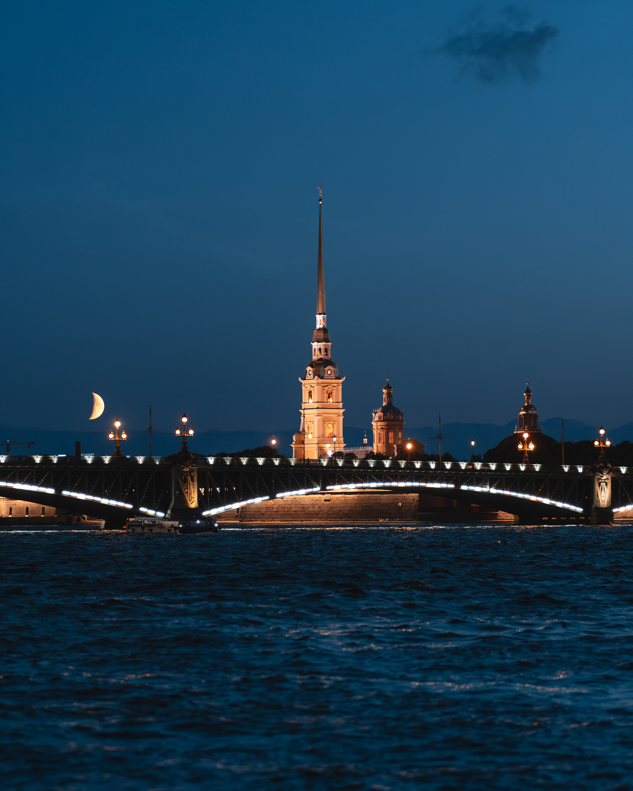 Городской пейзаж | Стрит. Репортажный фотограф Красноярск Алекс Чампакхам