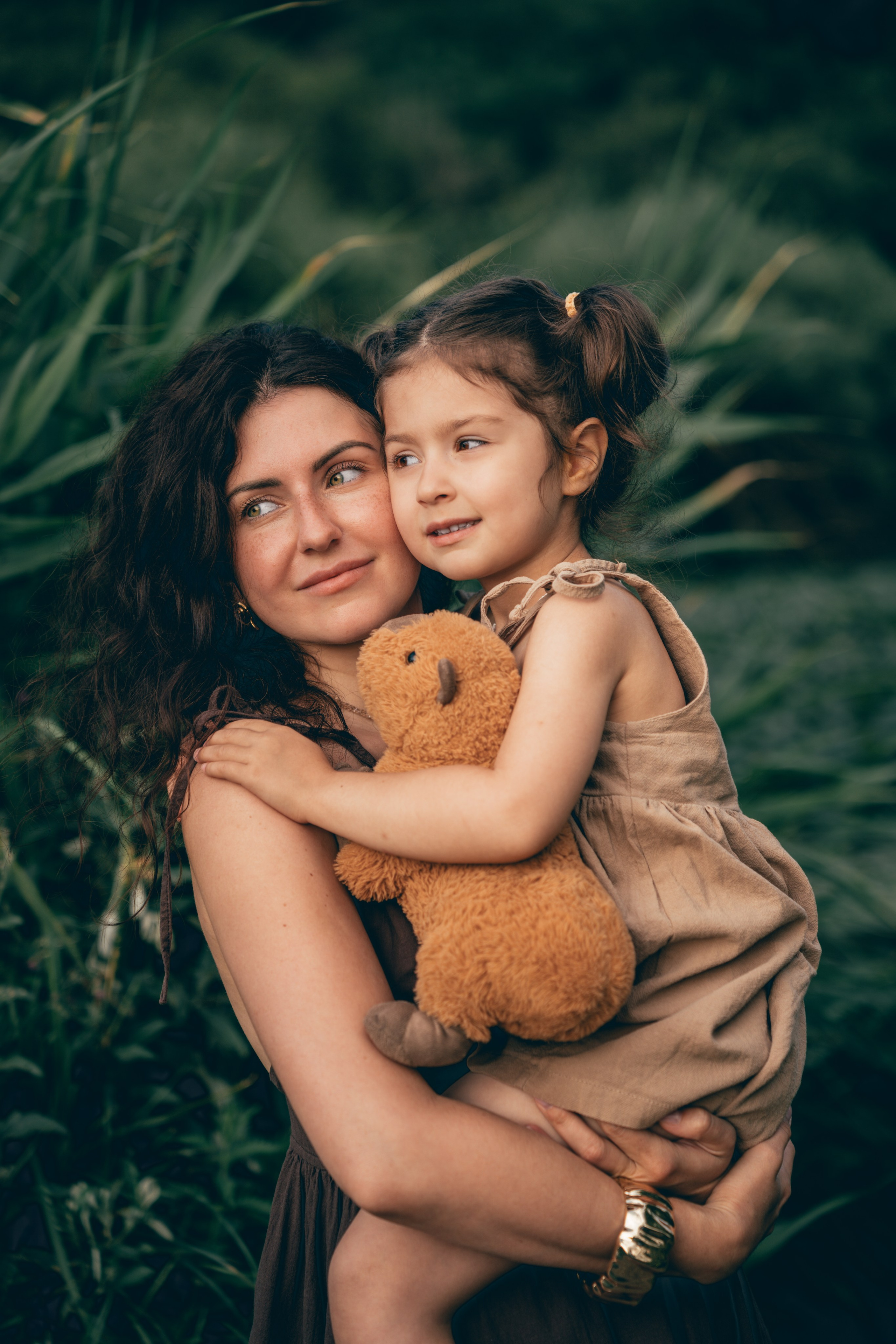 Семейная фотосессия на Бештау. Фотограф КМВ|ГОРЫ Пятигорск Железноводск Ессентуки Кисловодск Домбай Архыз Эльбрус