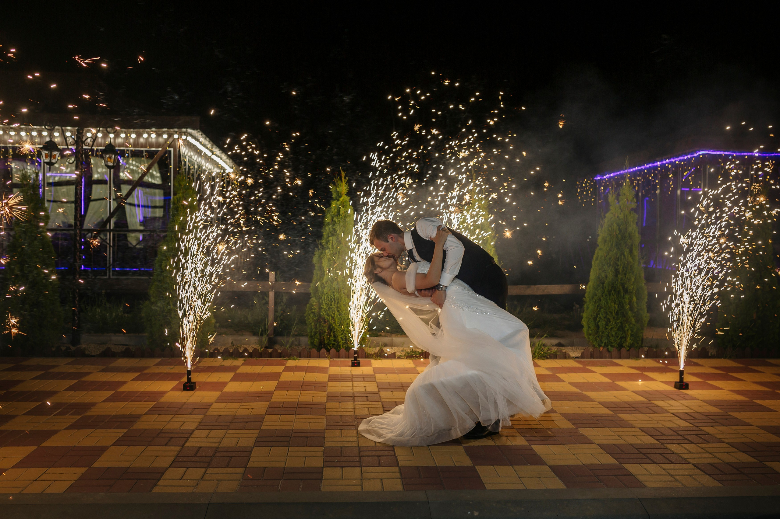 СВАДЕБНЫЕ ЭФФЕКТЫ «ФЕНИКС»