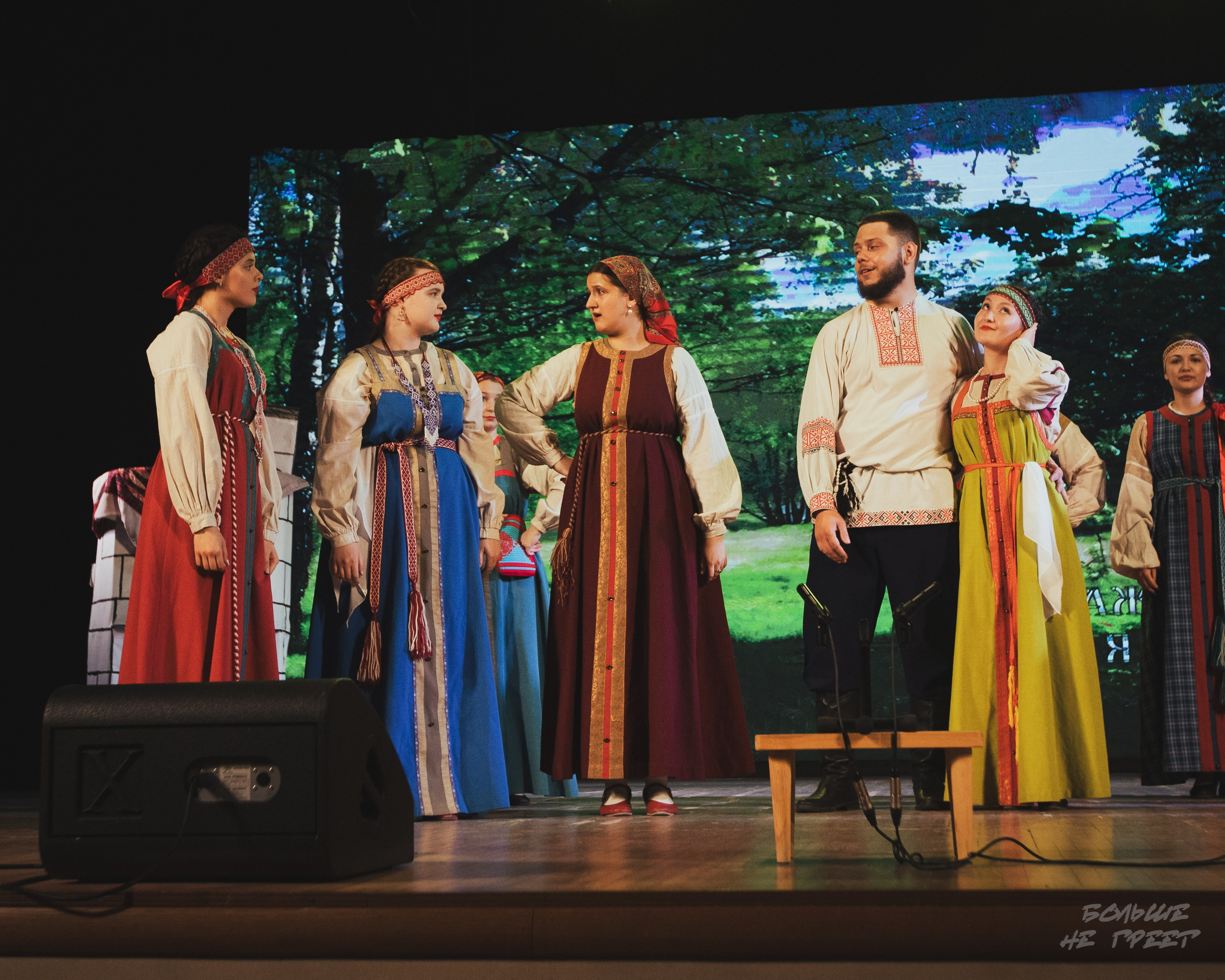 Отчетный концерт фольклорного ансамбля «Радовесъ». Больше не греет