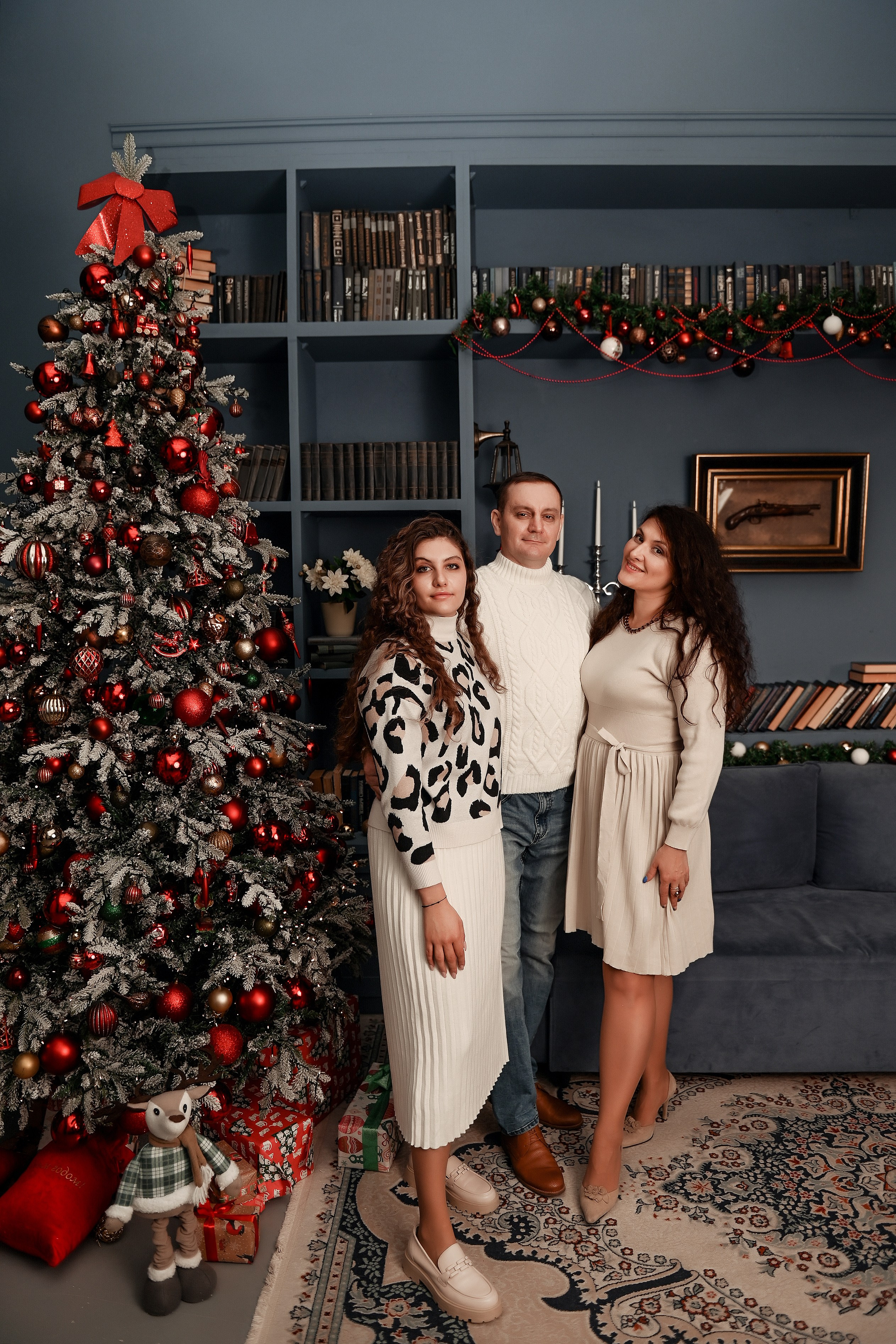 Новогодняя семейная. Свадебный, семейный, детский, контент фотограф в Омске Максим Ильин