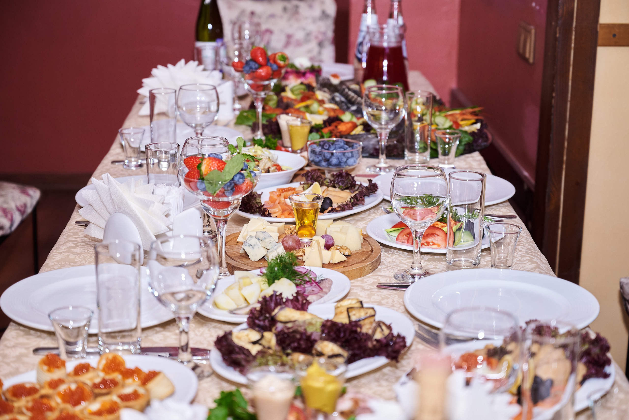 Торжества (юбилеи, корпоративные мероприятия). Выпускные Альбомы в Нижнем Новгороде