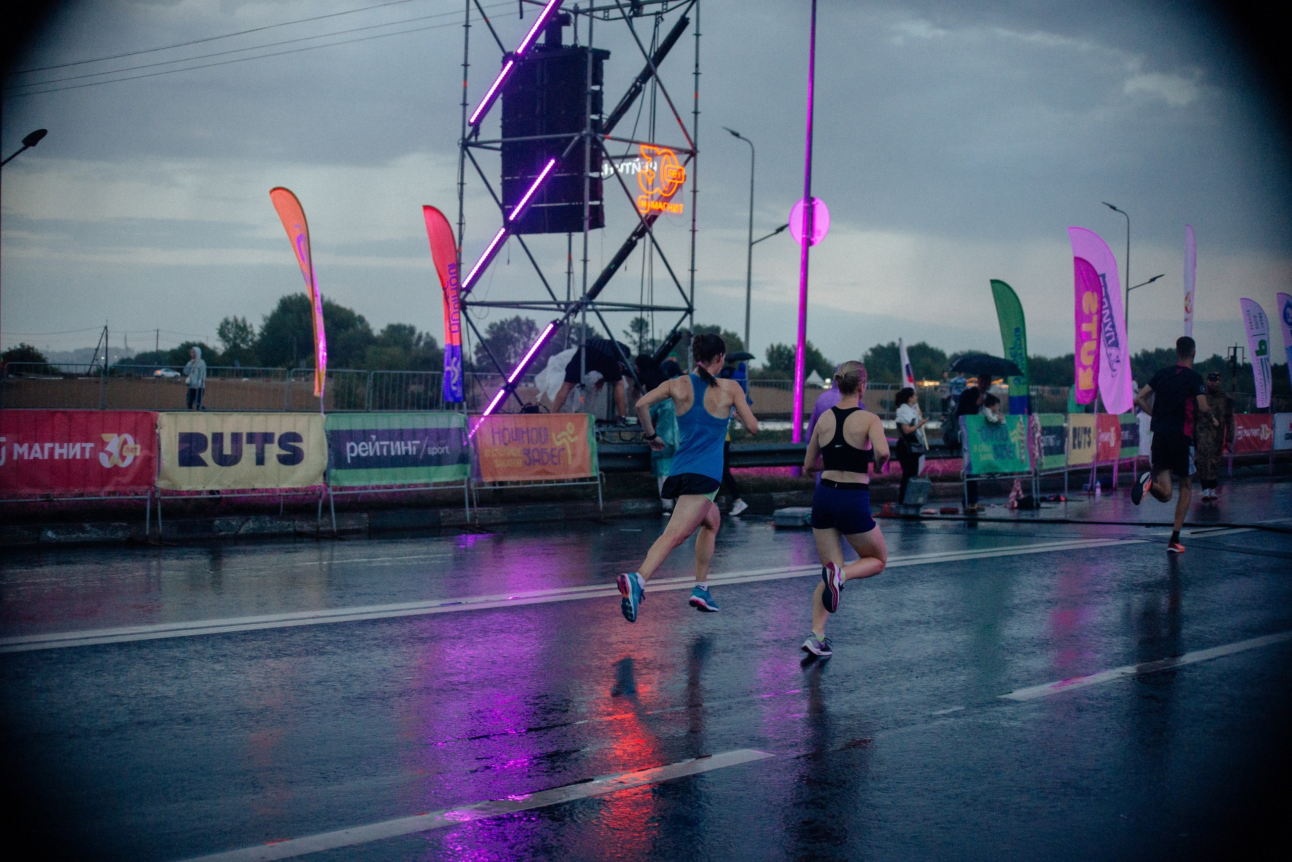 Ночной забег 28.07.24 Н.Новгород. Детский и семейный фотограф, фотограф мероприятий Нижний Новгород