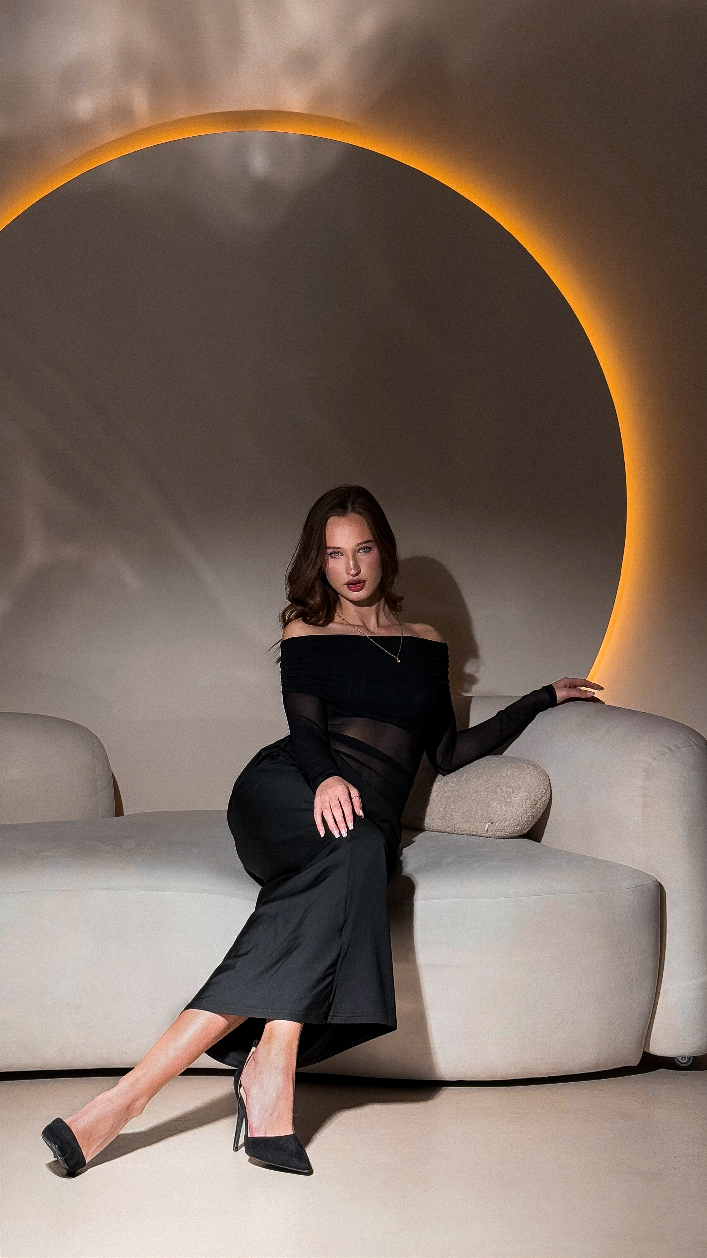 Люба. Главная