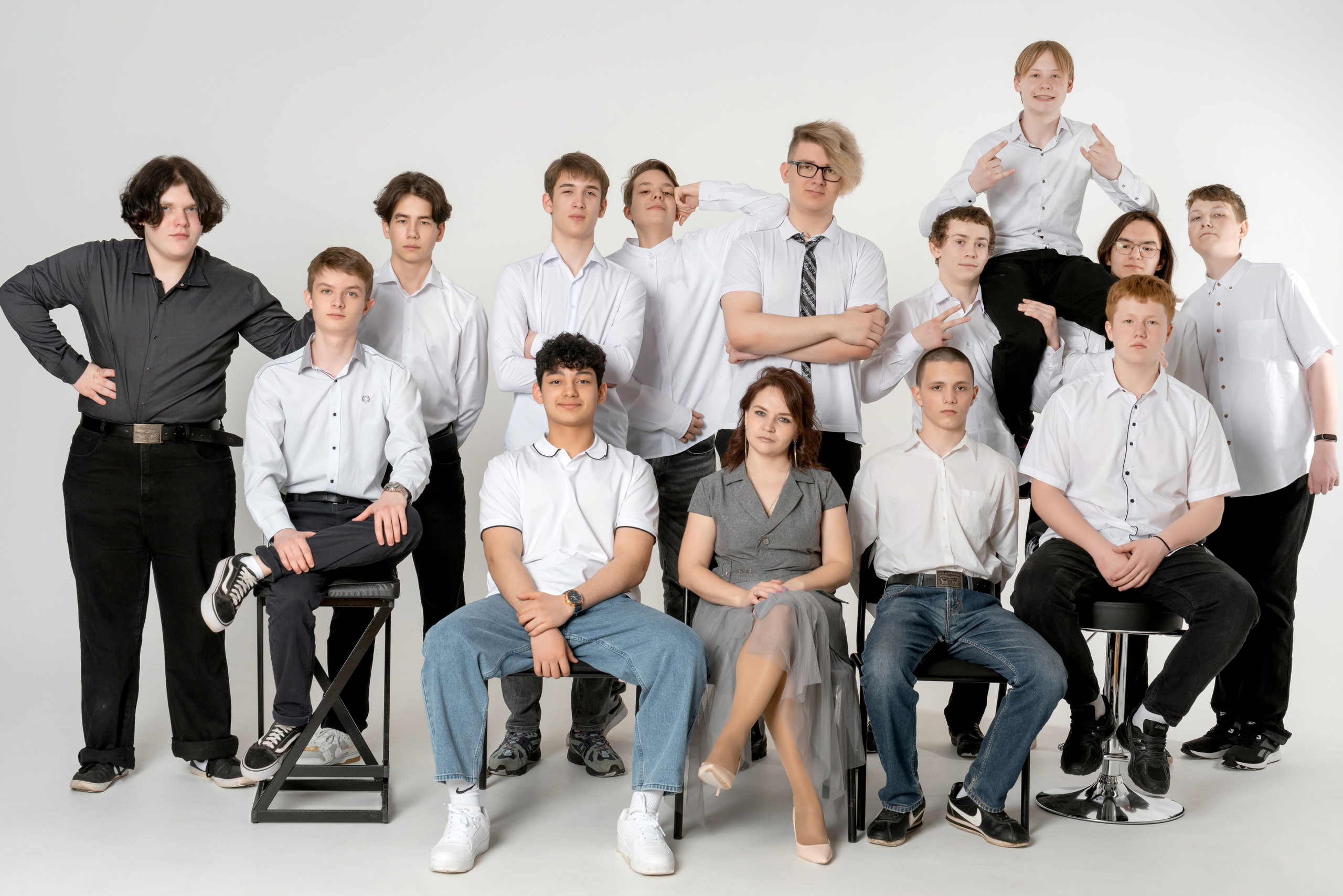 Выпускной альбом с 9 класса Школьная выпускная фотокнига