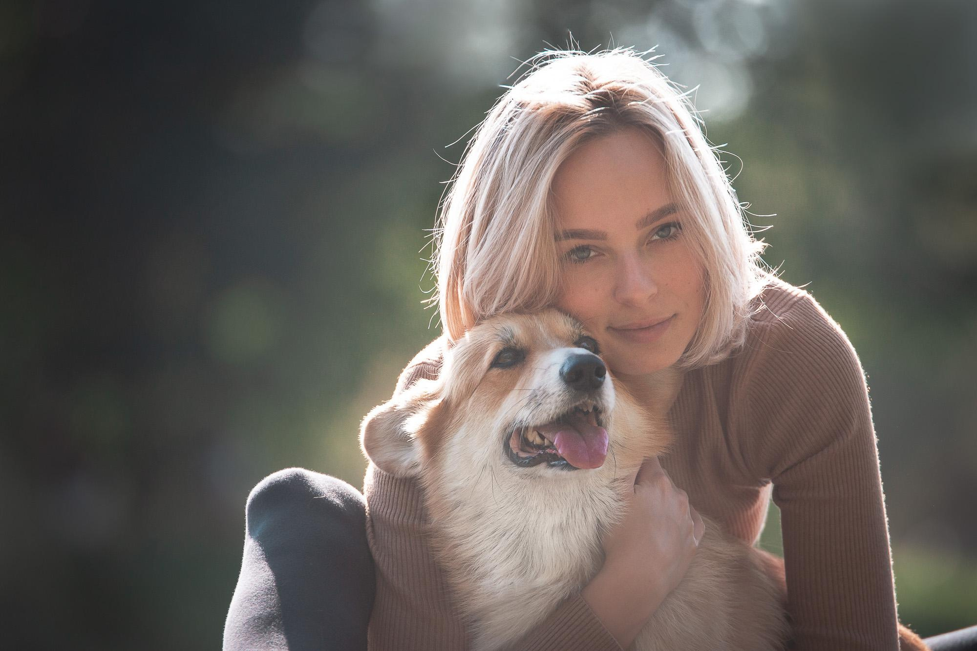 Полина и Вегас в Мещерском парке. Фотограф анималист, семейный фотограф, фотограф собак Комратова Мария. г. Москва