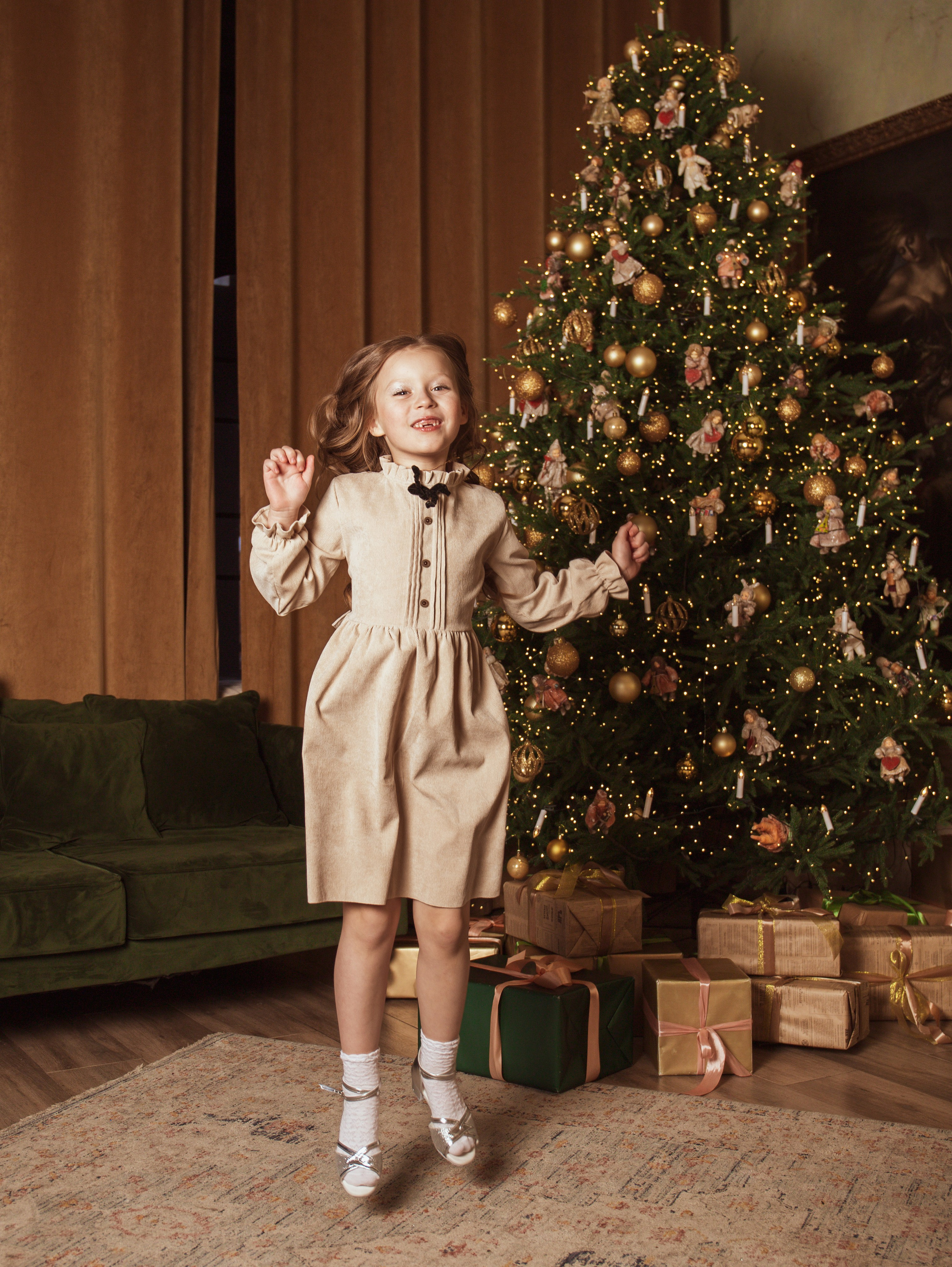 Мама с дочкой, новогодняя сьемка. Свадебный и семейный фотограф в Москве Мила Широких
