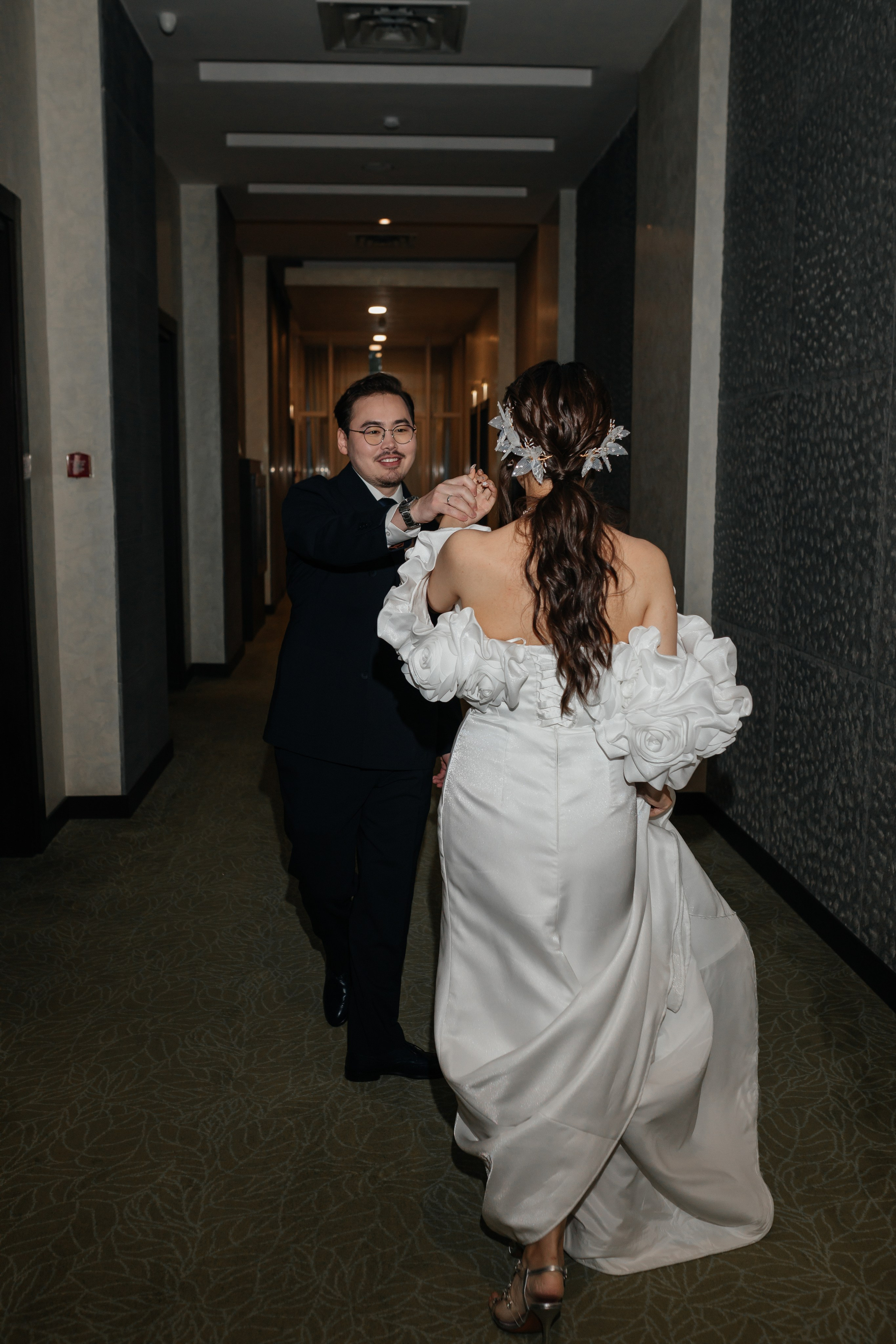 BAURZHAN & AIDA. Wedding and Fashion photographer
