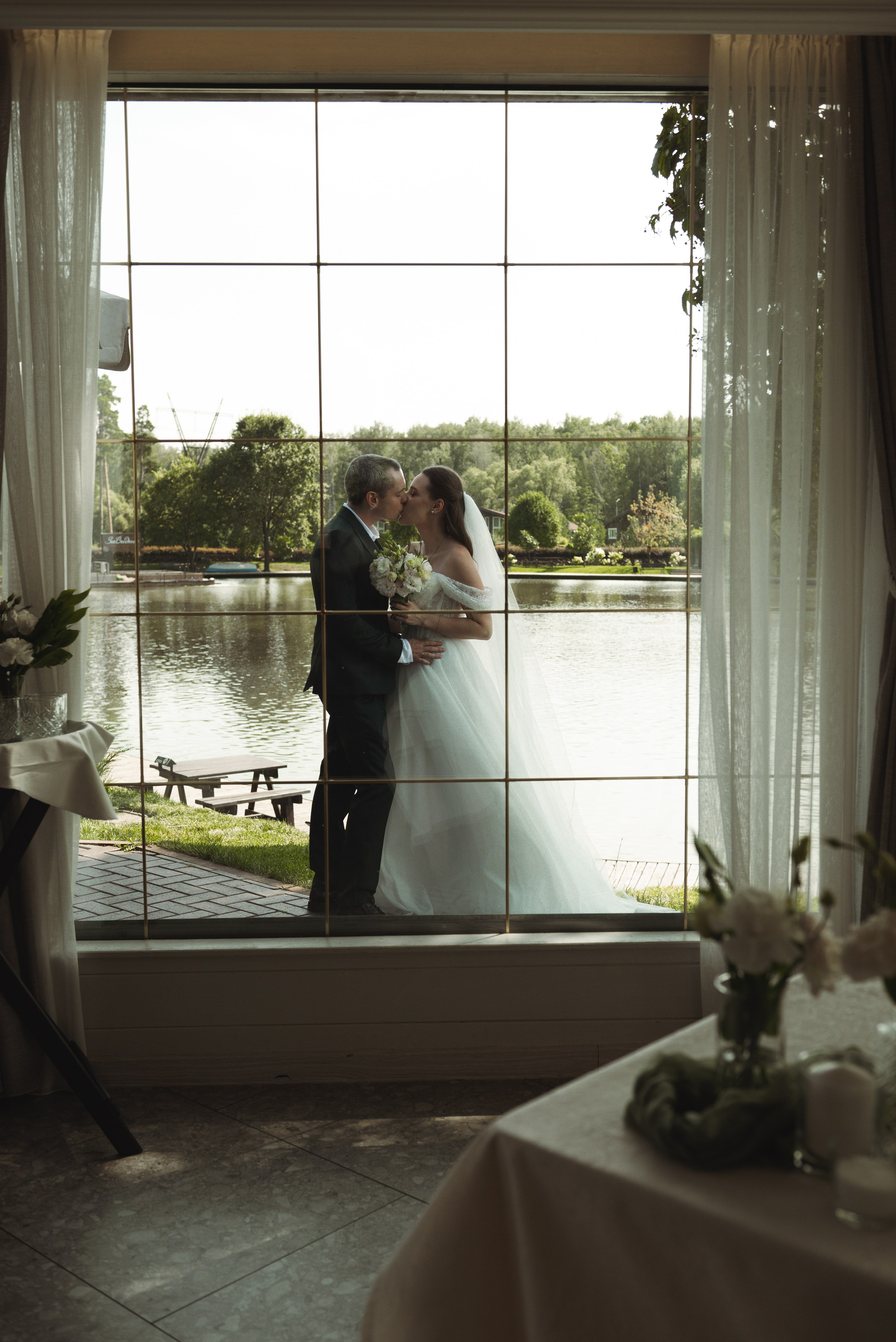 Свадьба в ЗаВидное. Фотограф Москва Настя Профотовна. Репортажные, свадебные и контент фотосессии