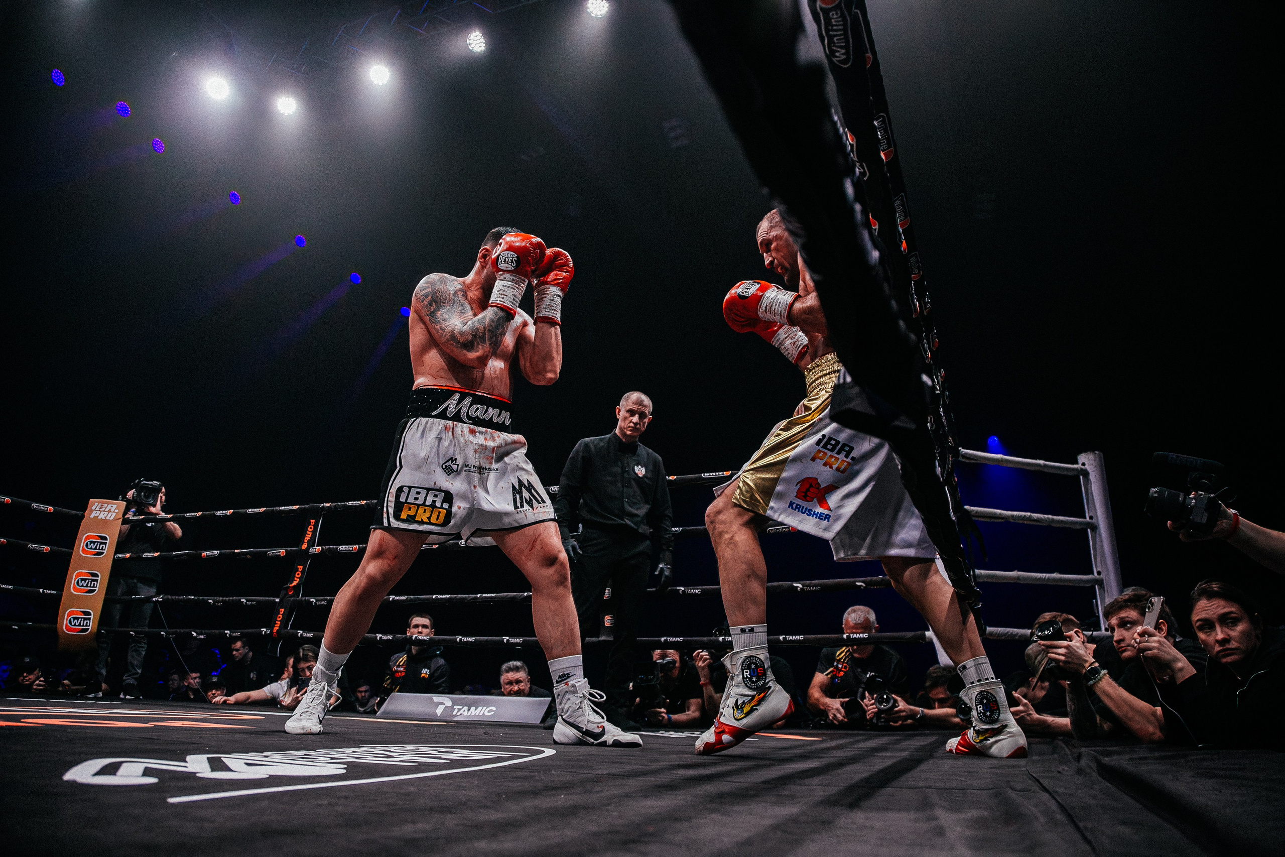 Krasher VS Mann. Фотограф Иван Гуляев