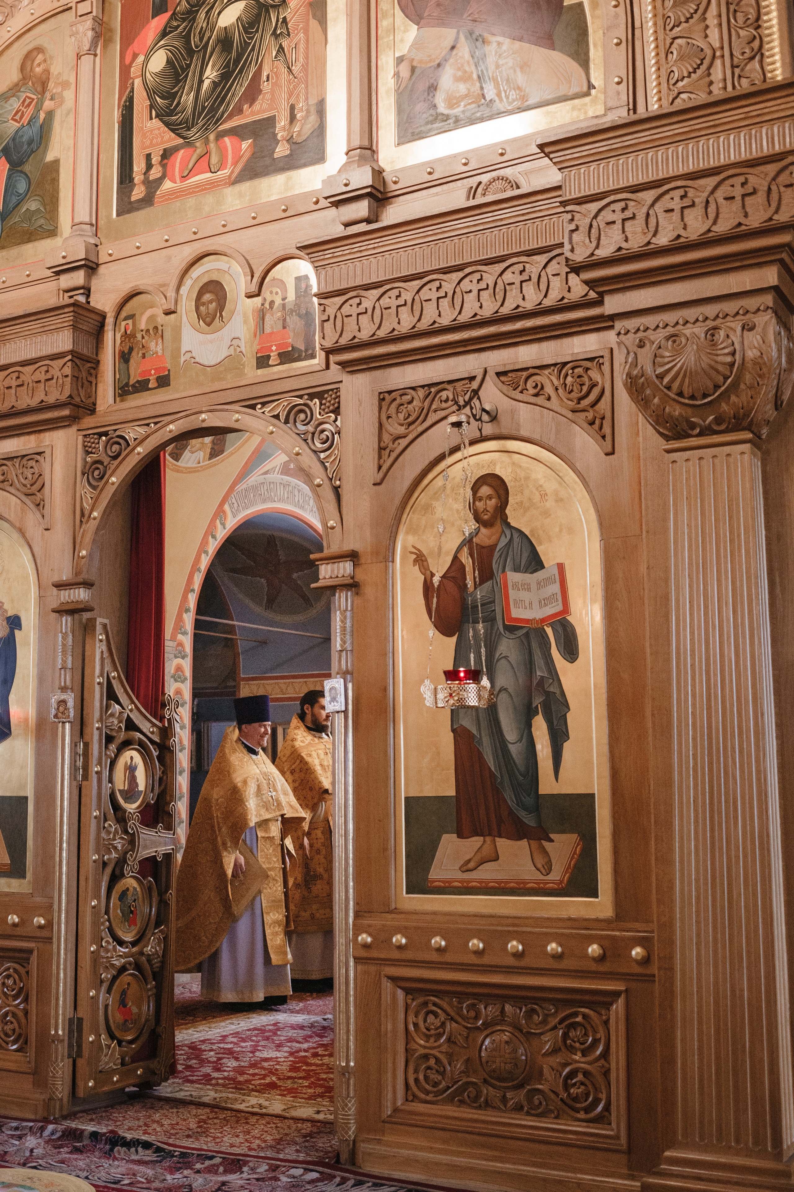 Служба Григория, митрополита, управляющего делами Московской Патриархии. Семейный фотограф Николаева Ольга