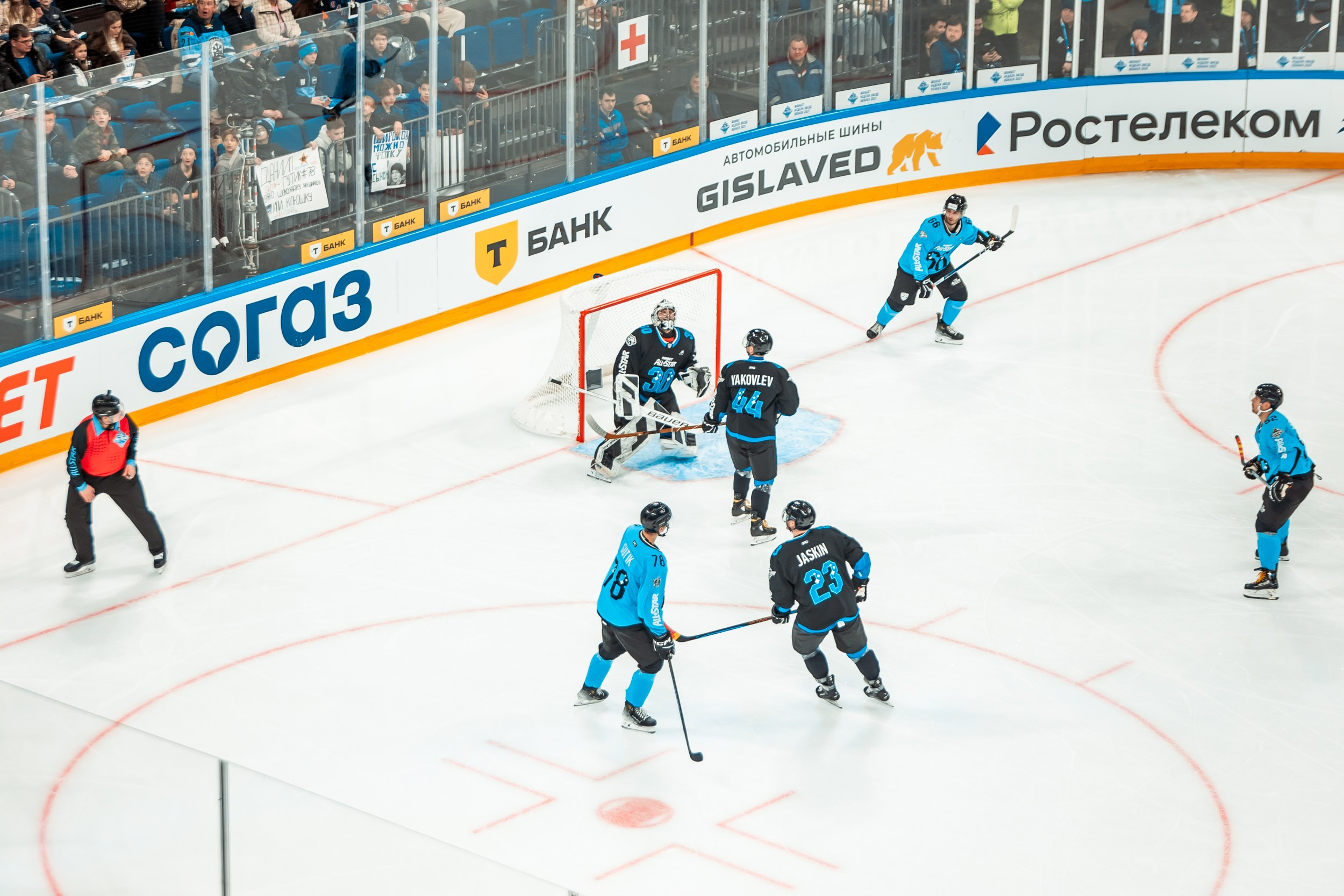 KHL All-Star 2025. Репортажный фотограф в Сочи Дмитрий Ветринский