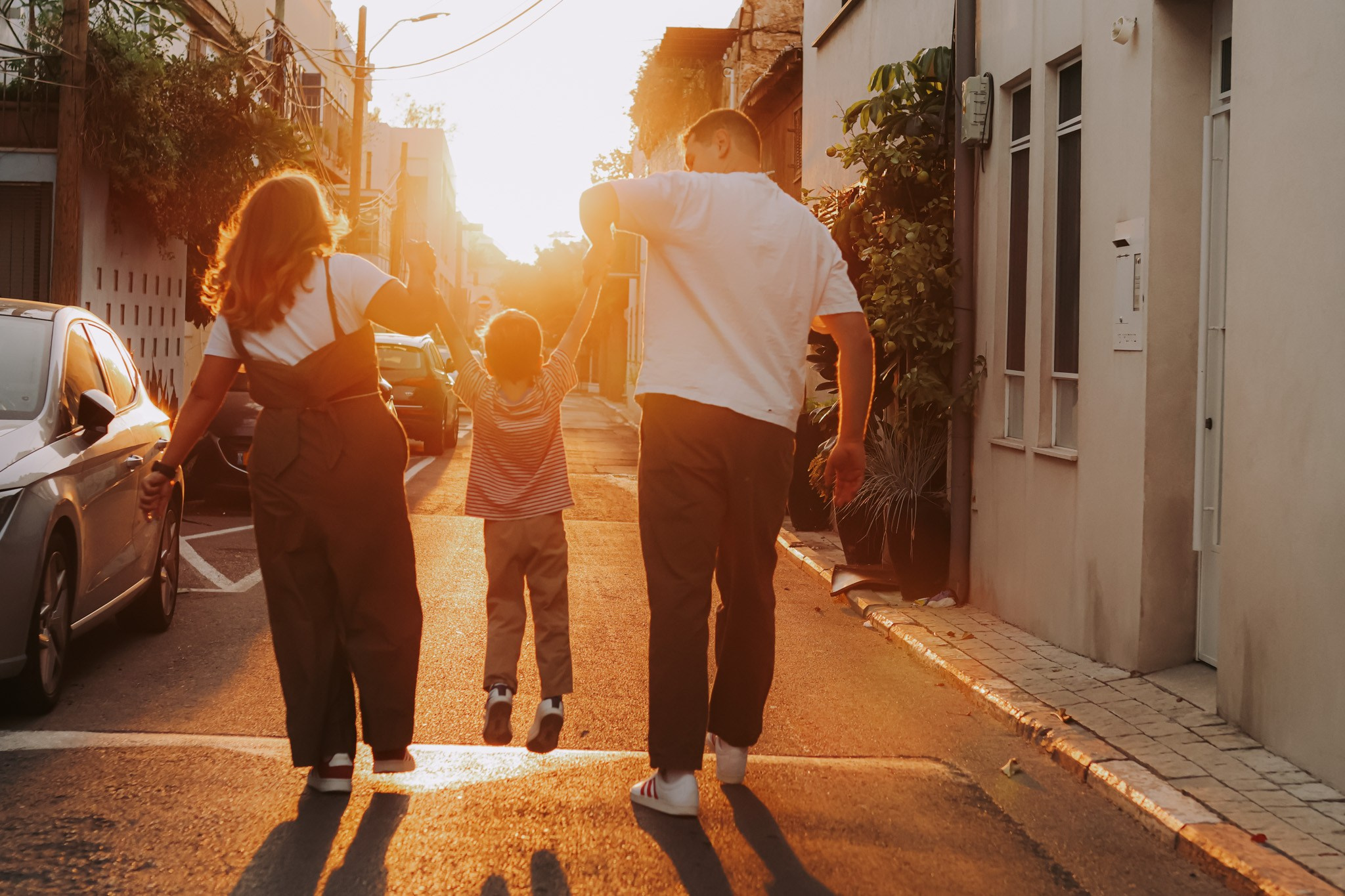 Nata, Misha and Mark, Tel Aviv | November 2025. Photographer in Israel Alice Milchin