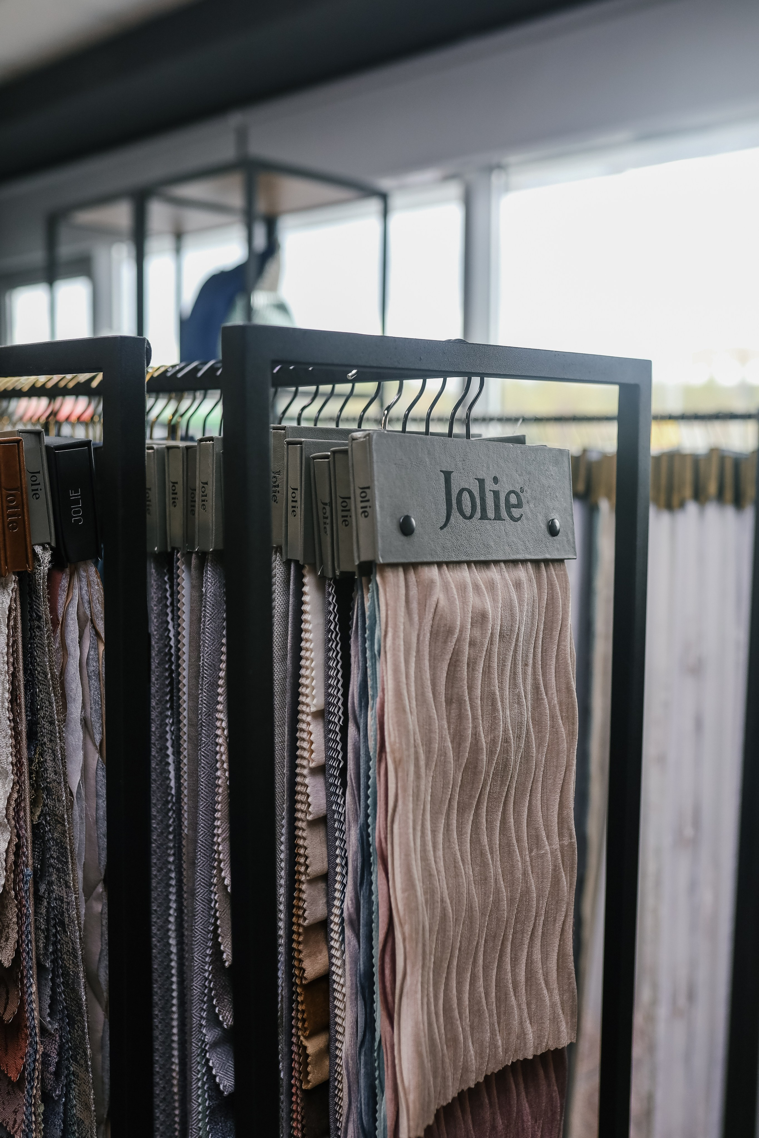 Портьерный салон Декорика. Фотопродакшн продающего контента