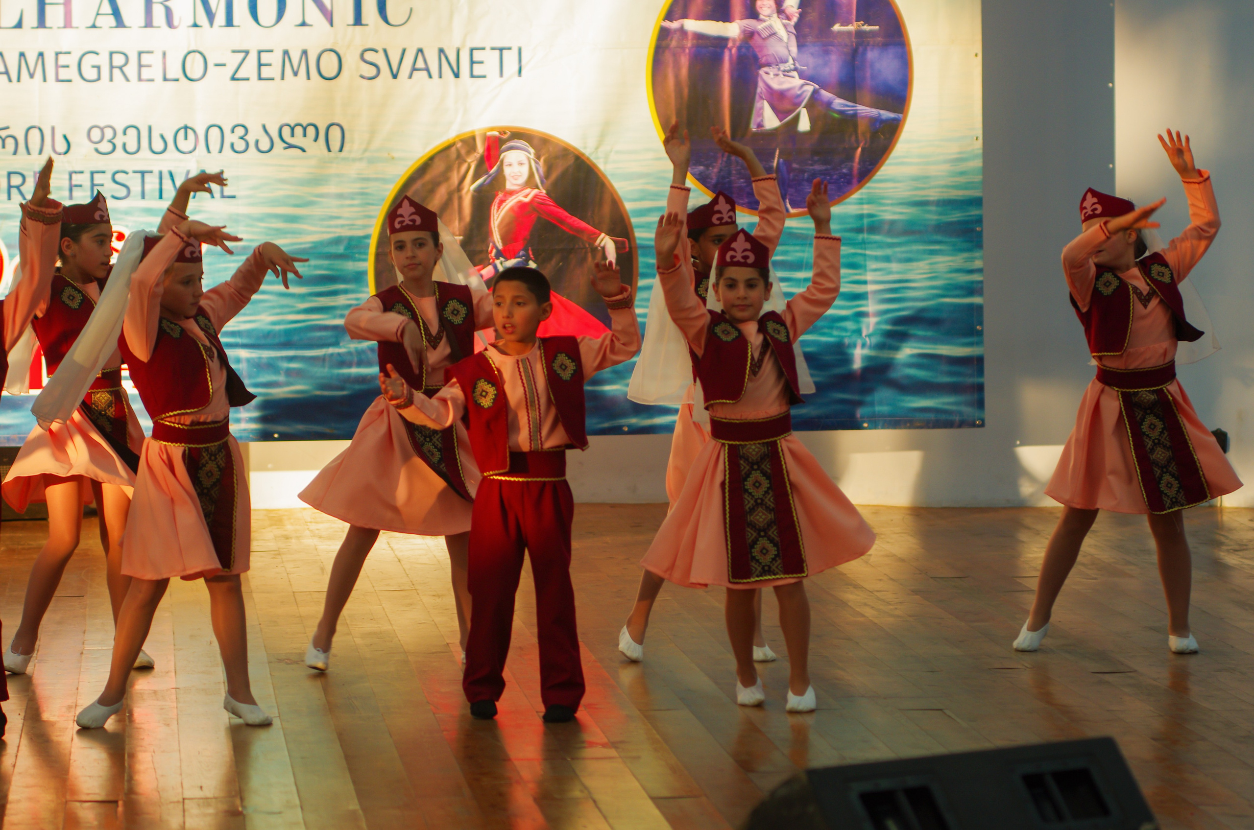 Кабулети Танцы. Портретный фотограф Денис Милютин