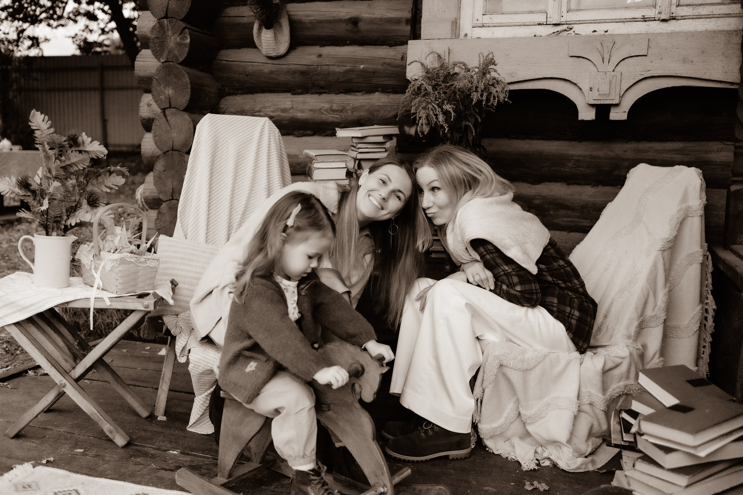 Осень в ладошках мамы. Ваш фотограф