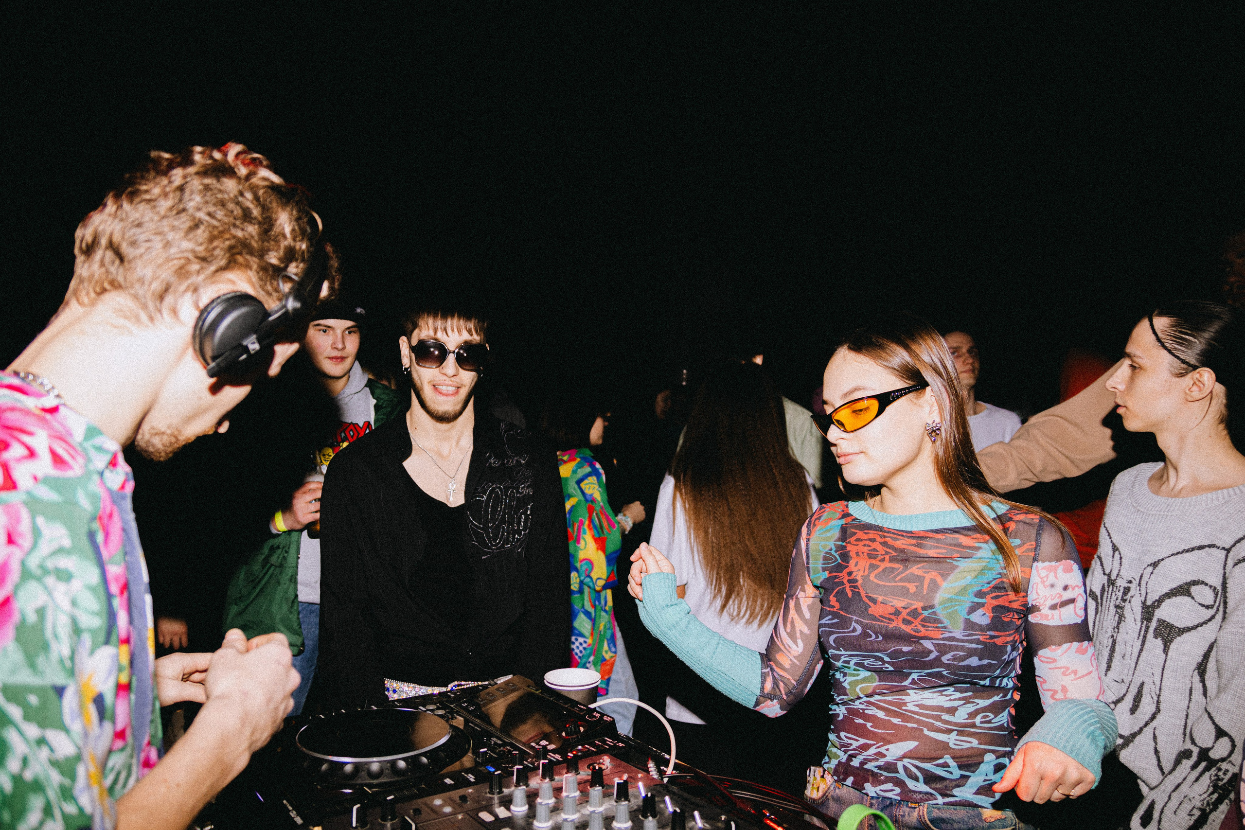 Тусовки. Фотограф Егор Огородов