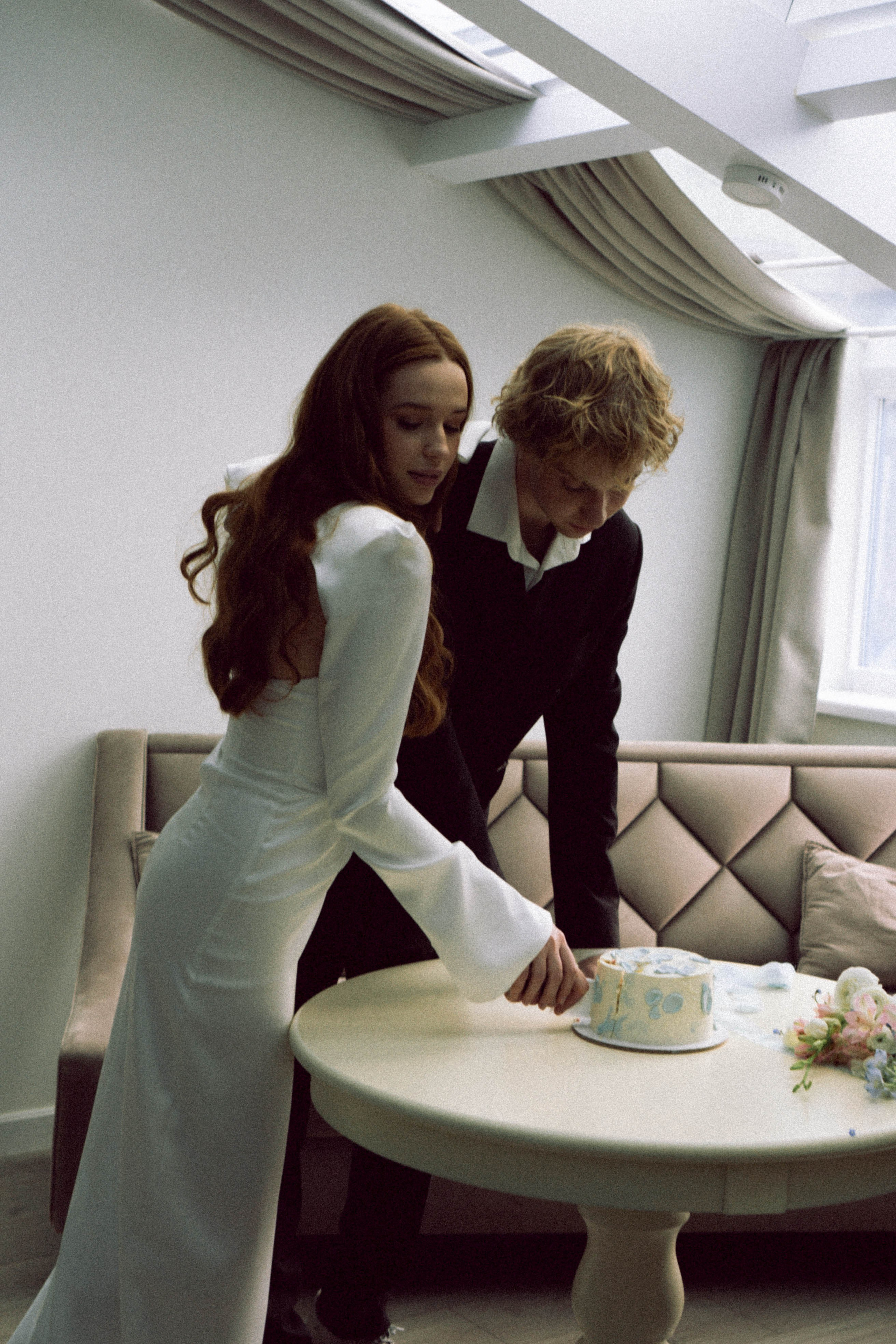 СВАДЕБНАЯ СЬЕМКА В ОТЕЛЕ. СБОРЫ ЖЕНИХА И НЕВЕСТЫ И ТАКЖЕ ТОР И ПОДГОТОВКА К ПРОГУЛКЕ. Профессиональный фотограф, Санкт-Петербург — Виктория Богомолова