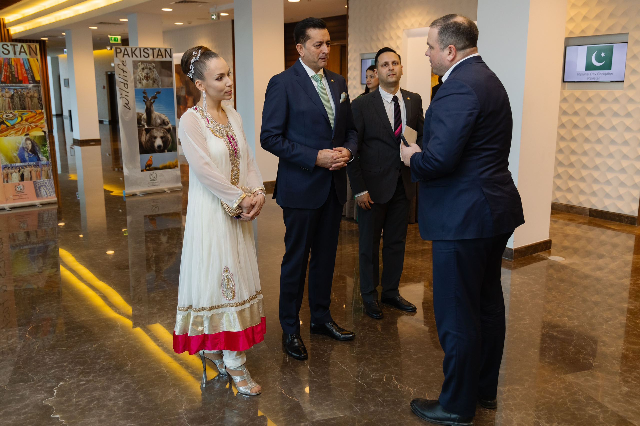 Фотосъемка делегации Пакистана в Беларуси в отеле Марриотт. Свадебный фотограф в Минске/Беларуси Сергей Спиридонов