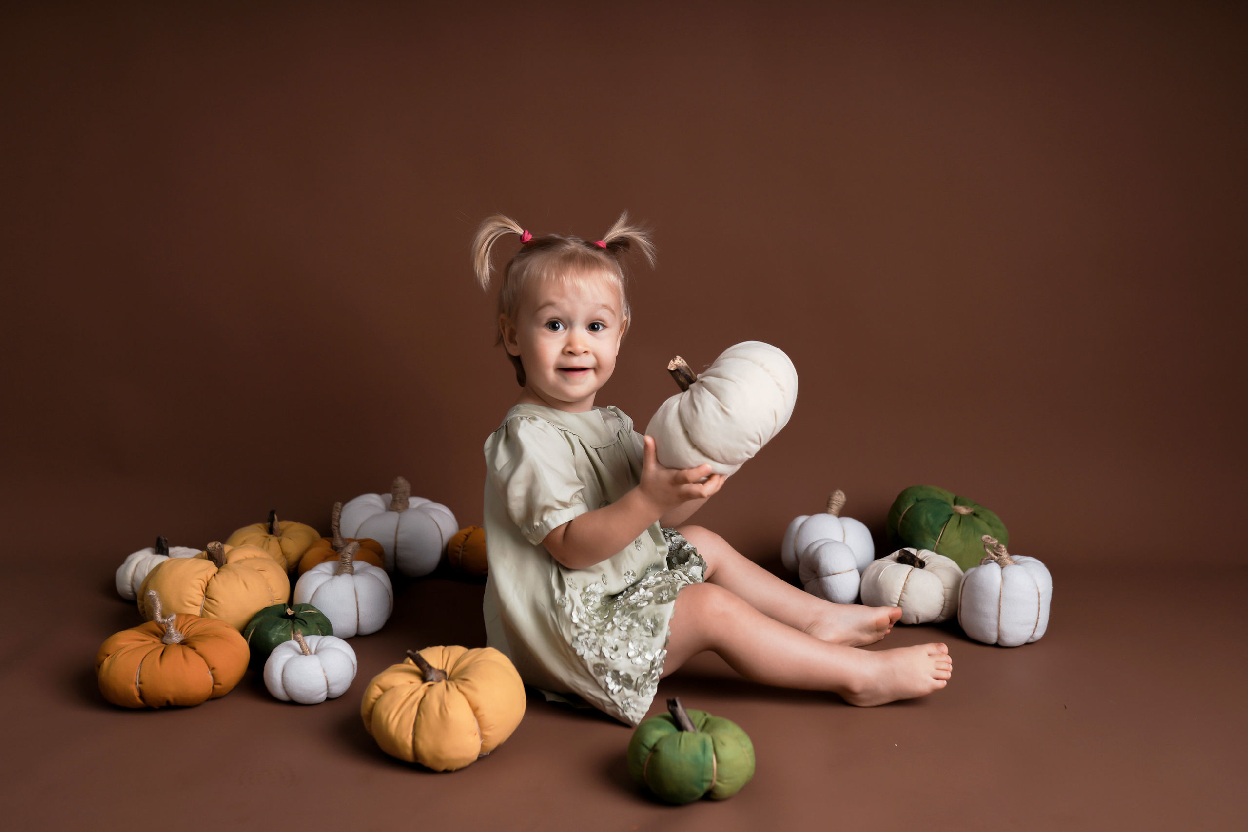 осенний фотопроект, детский фотопроект, детская фотосессия в москве, съемка в студии, детская фотостудия, семейный фотопроект, семейная фотосессия, фотограф москва, детский фотограф москва