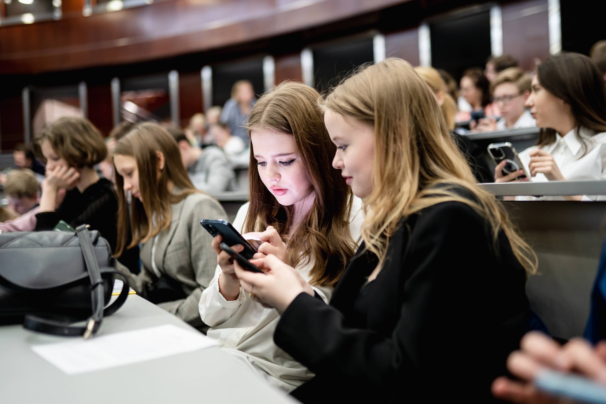 Репортажная съемка, съемка дней рождения, съемка в школе и садике. Детский, семейный фотограф: newborn, беременность, годовасие, репортаж. Москва