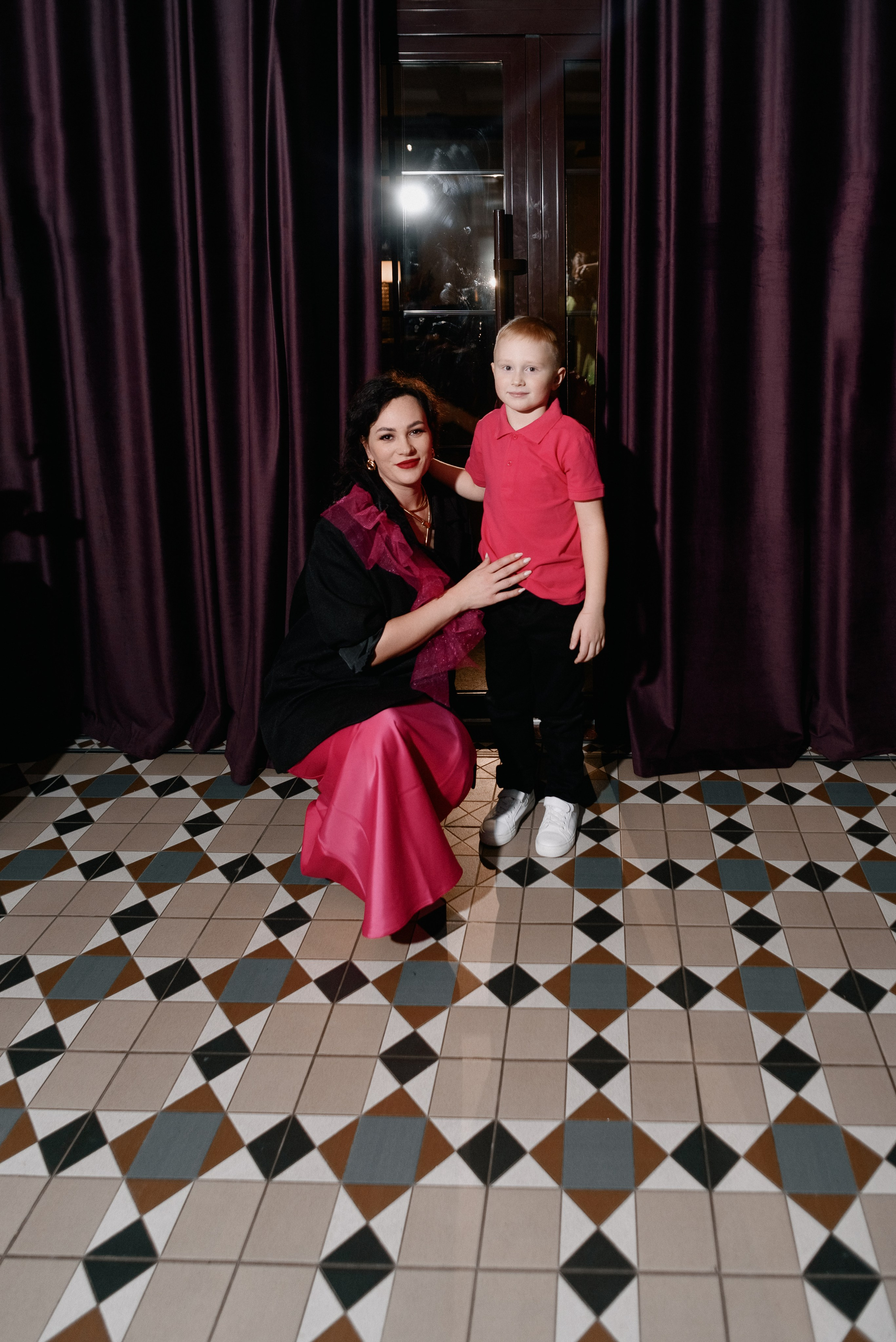 В ресторане. Фотограф Дарья Мустафина, Тюмень