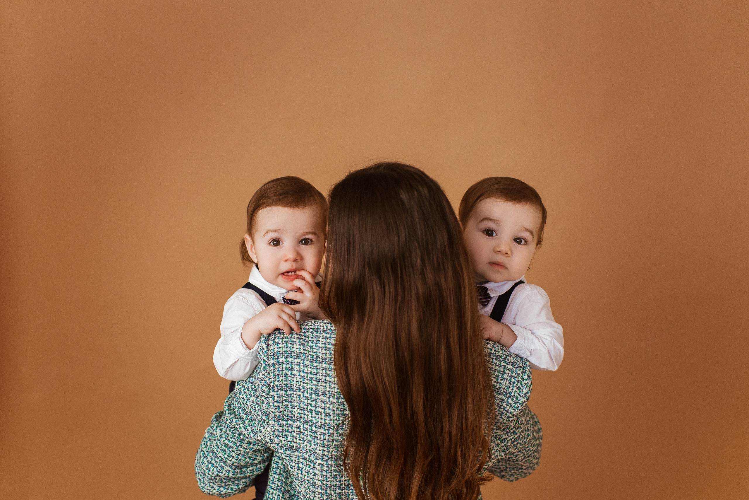 Двойняшки, Аслан и Алан, Фотостудия «АНТУРАЖ». Семейный и детский фотограф в Краснодаре Анна Трашкова