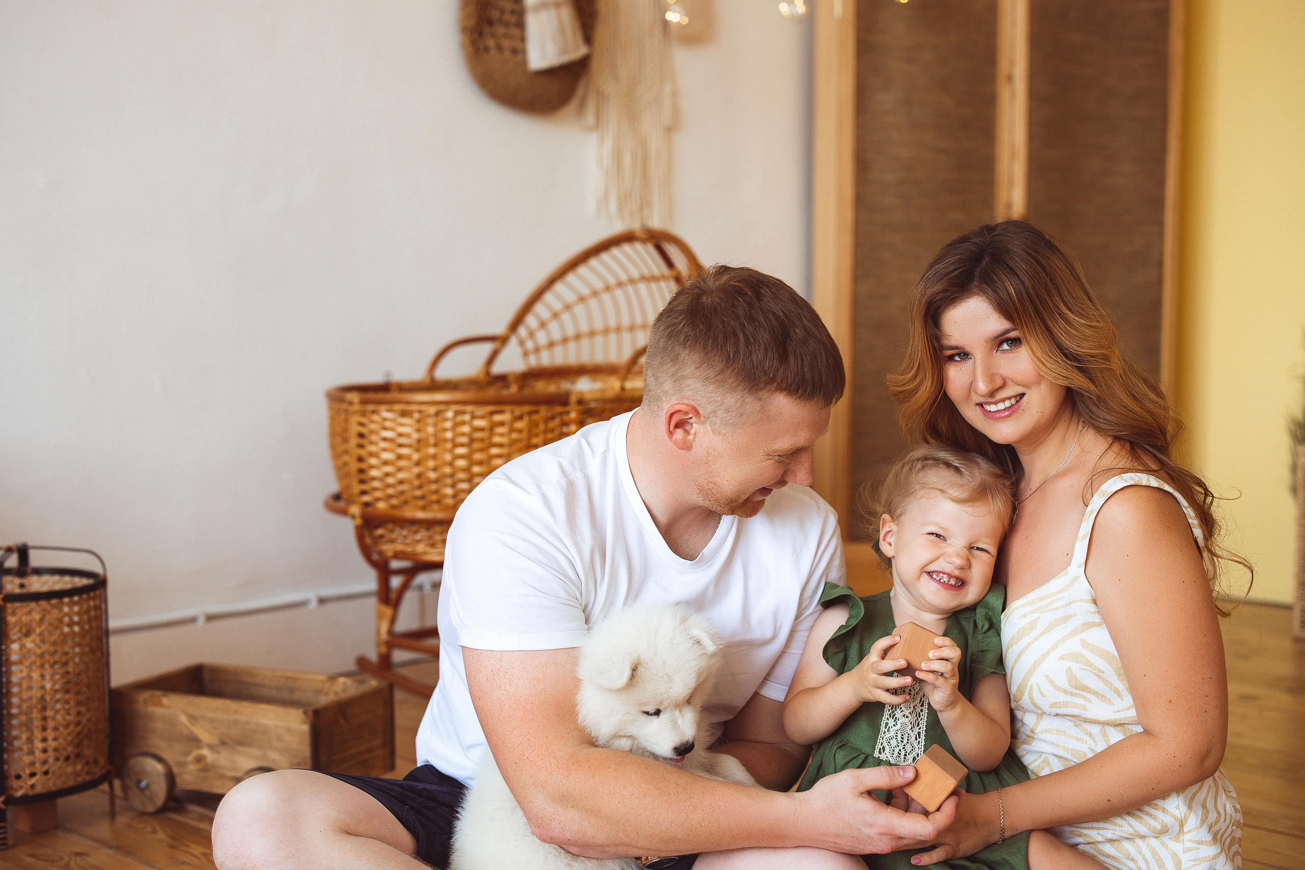 С щенками. Семейный и детский фотограф в Краснодаре Анна Трашкова