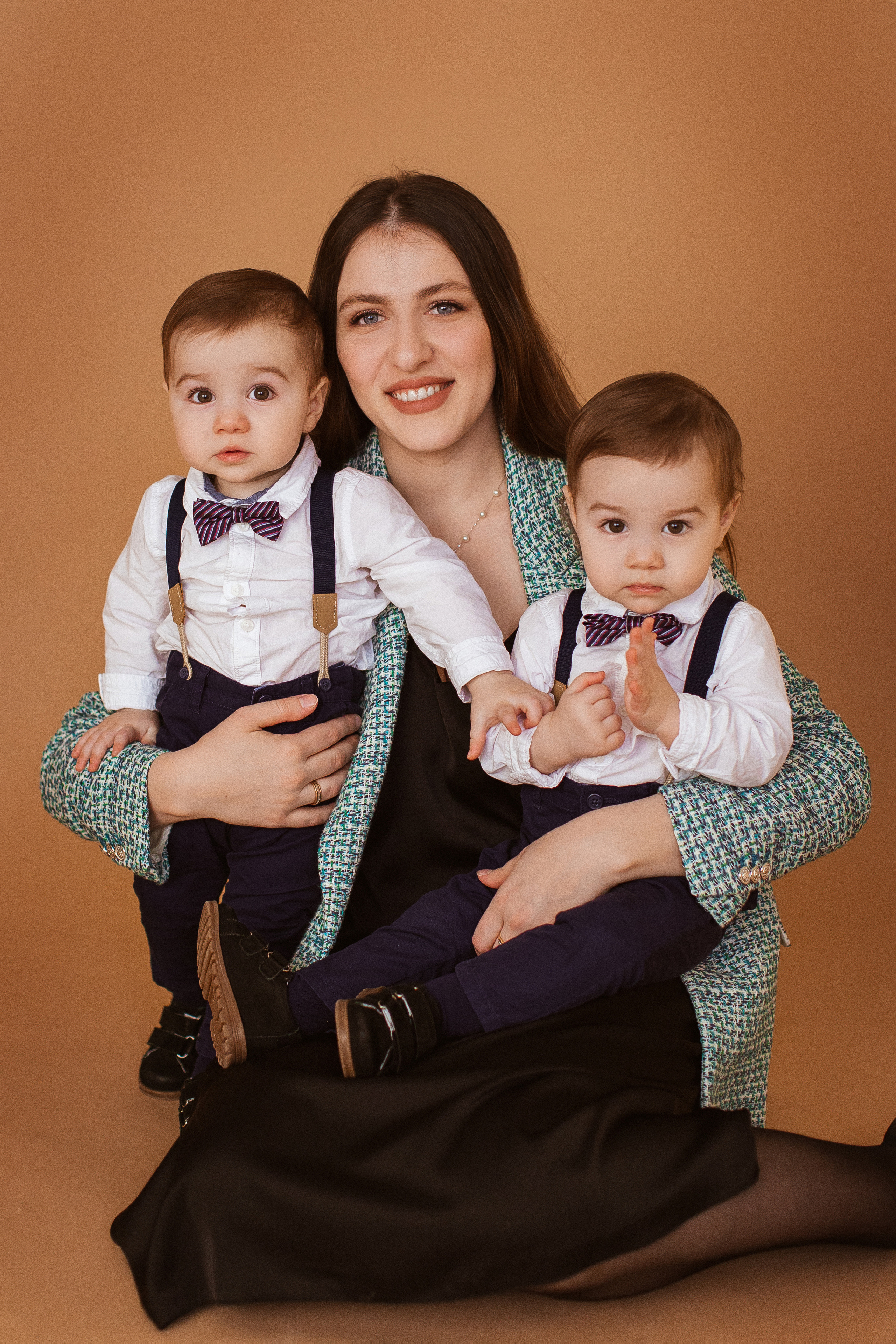 Двойняшки, Аслан и Алан, Фотостудия «АНТУРАЖ». Семейный и детский фотограф в Краснодаре Анна Трашкова