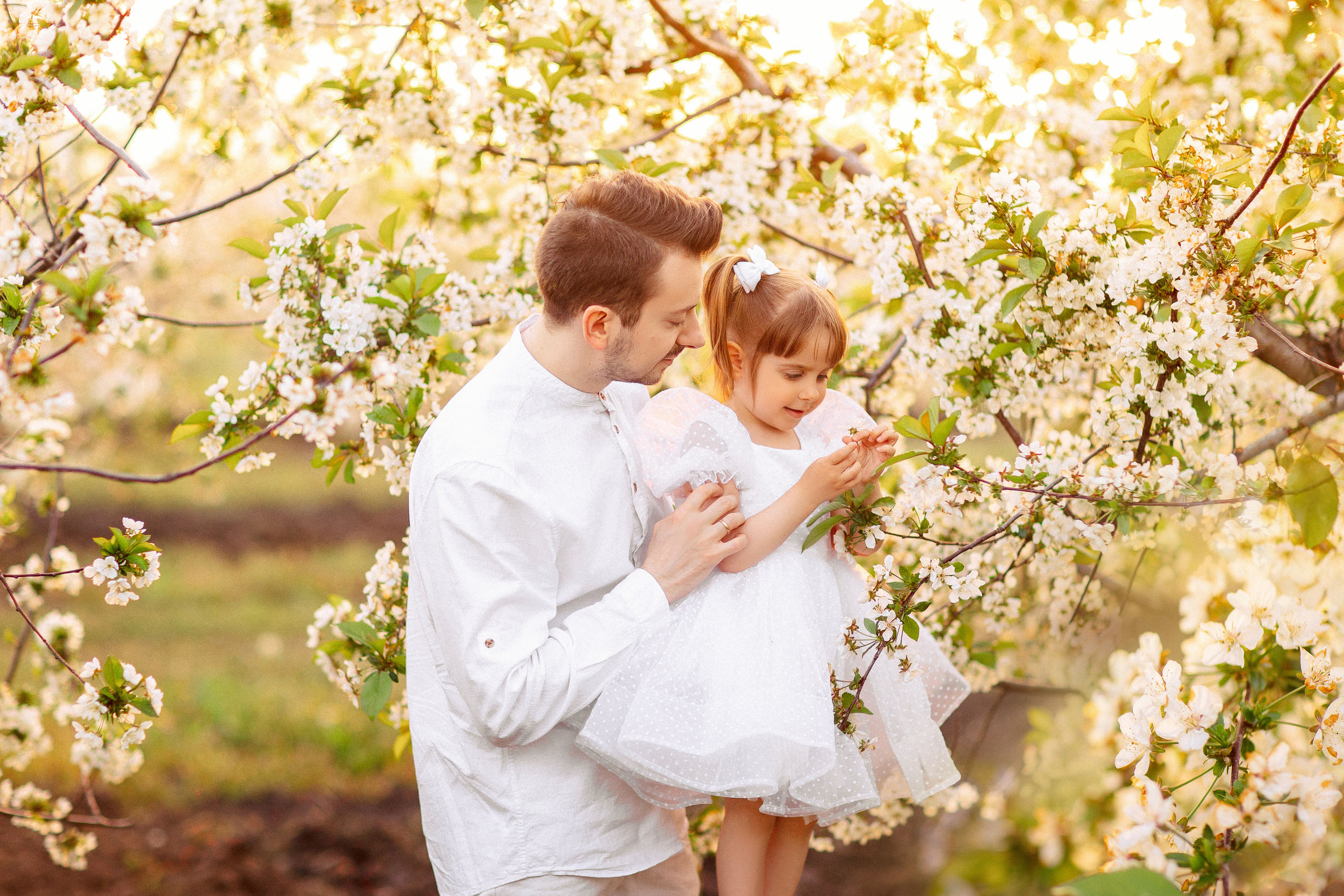 Фотосессия в цветущем саду, Краснодар. Семейный и детский фотограф в Краснодаре Анна Трашкова
