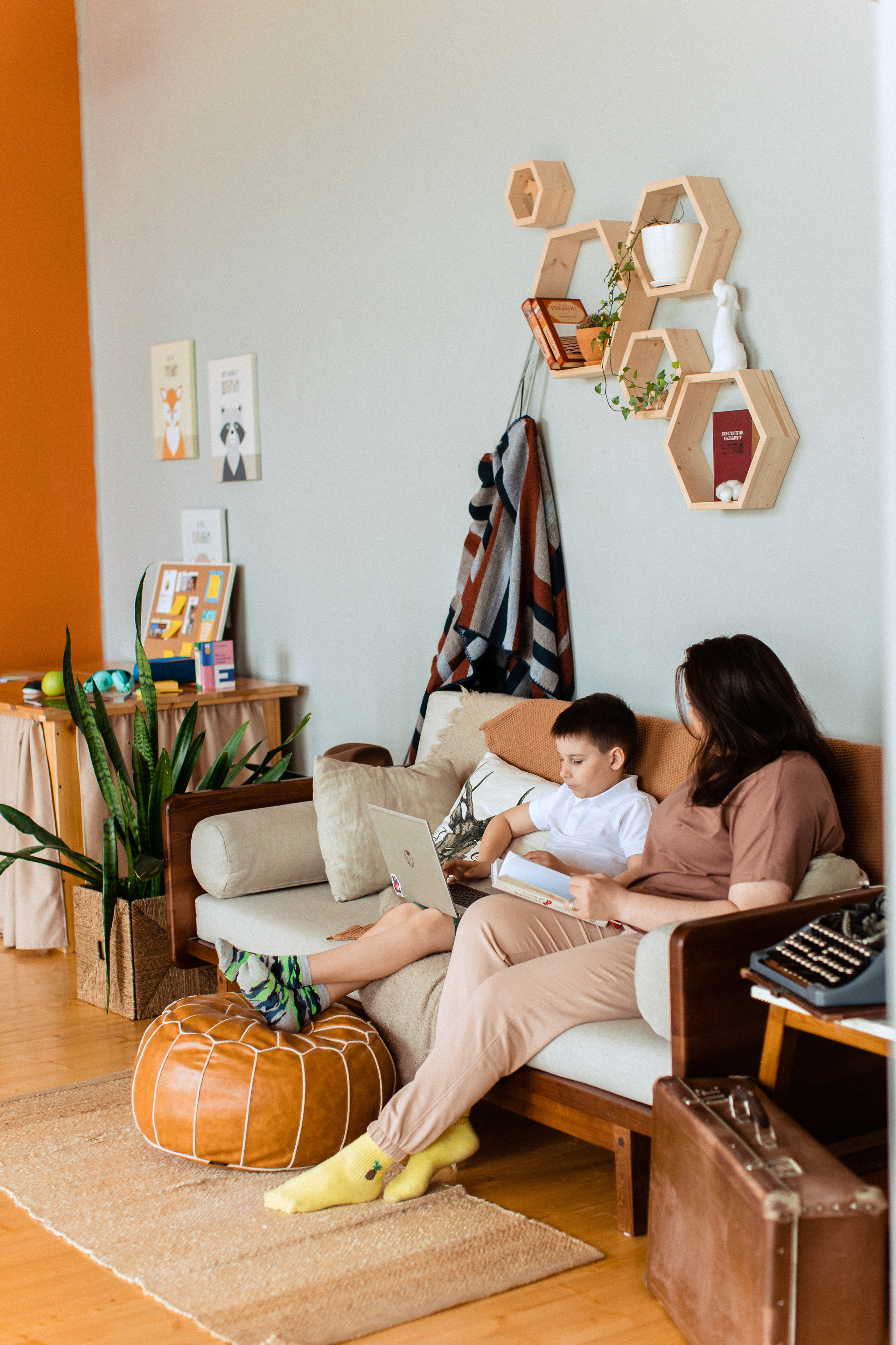 Контент фотосессия в Краснодаре для онлайн школы программирования. Семейный и детский фотограф в Краснодаре Анна Трашкова