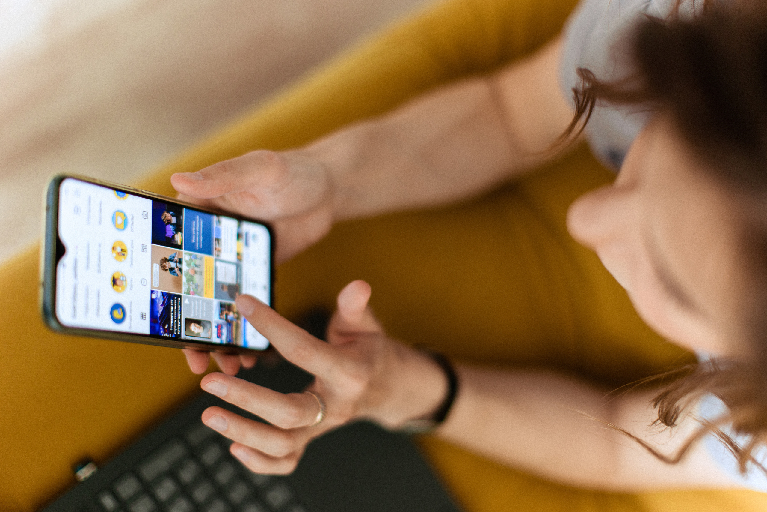 Контент фотосессия в Краснодаре для онлайн школы программирования. Семейный и детский фотограф в Краснодаре Анна Трашкова