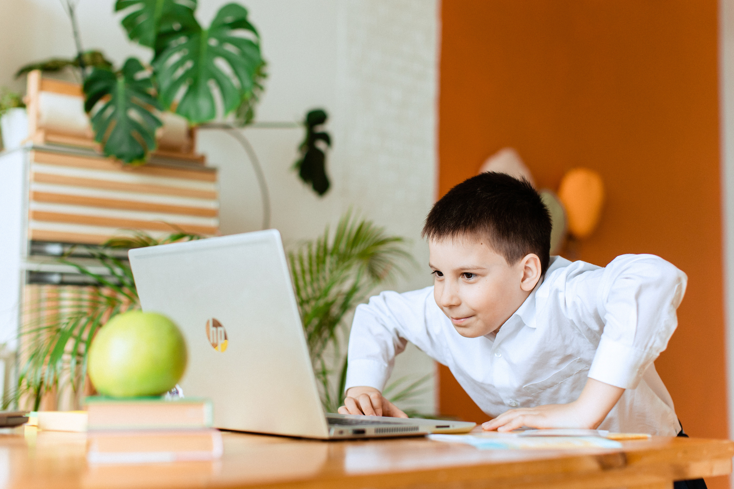 Контент фотосессия в Краснодаре для онлайн школы программирования. Семейный и детский фотограф в Краснодаре Анна Трашкова