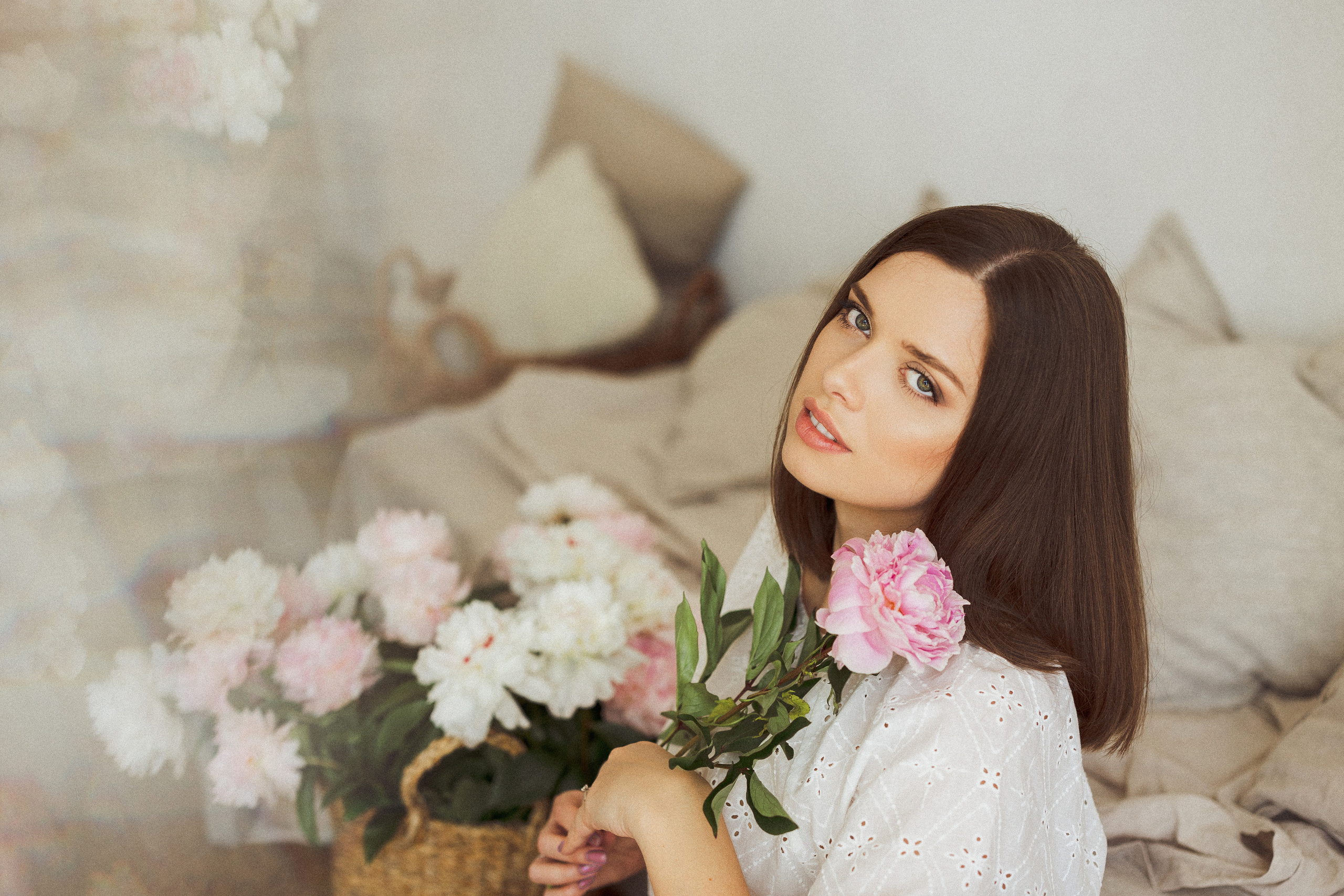 Алина и Дана, Пионы. Семейный и детский фотограф в Краснодаре Анна Трашкова