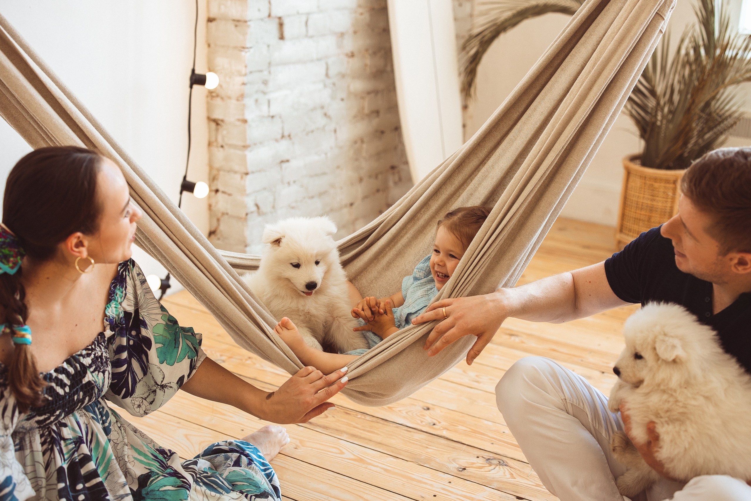 С щенками. Семейный и детский фотограф в Краснодаре Анна Трашкова