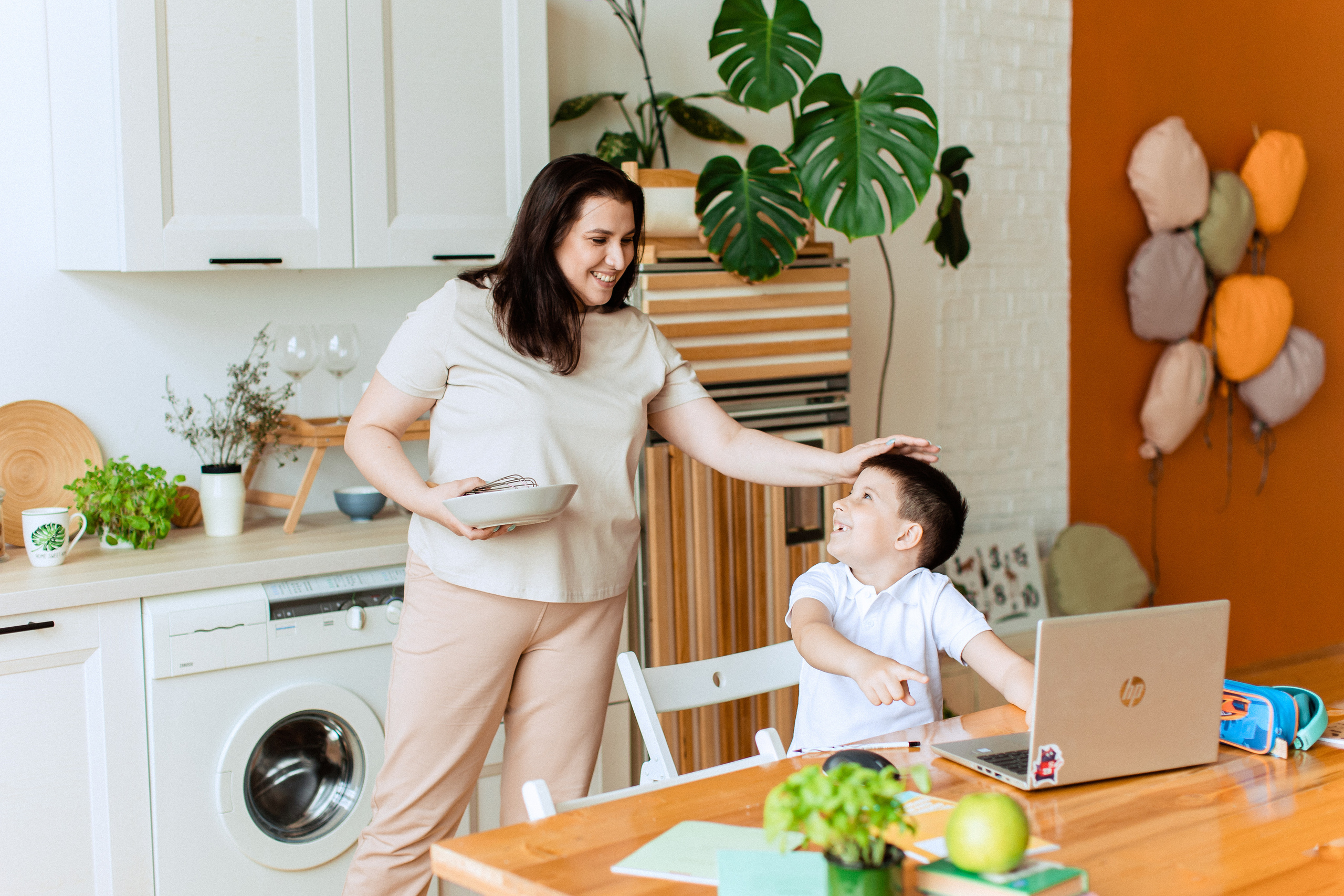 Контент фотосессия в Краснодаре для онлайн школы программирования. Семейный и детский фотограф в Краснодаре Анна Трашкова