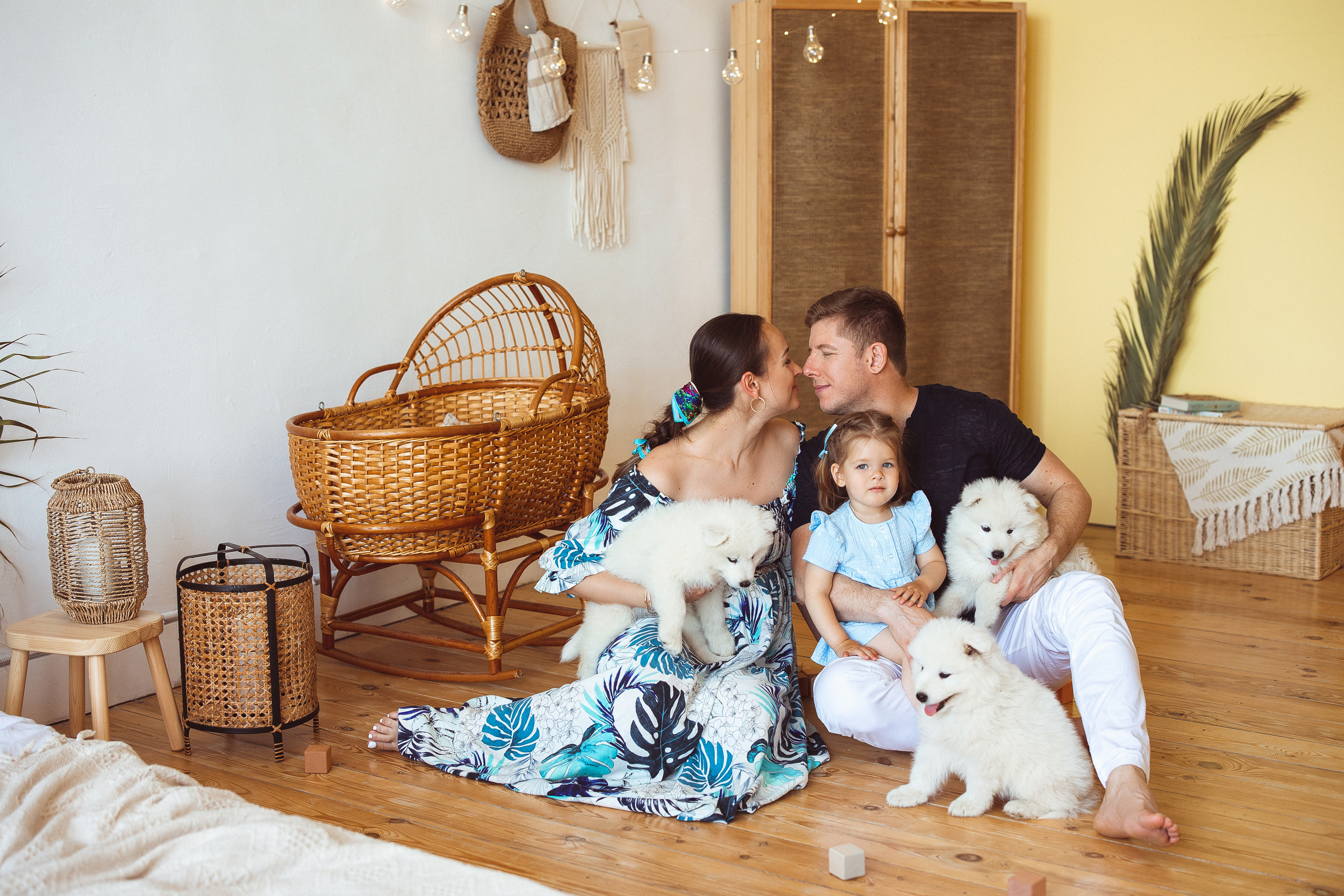 С щенками. Семейный и детский фотограф в Краснодаре Анна Трашкова