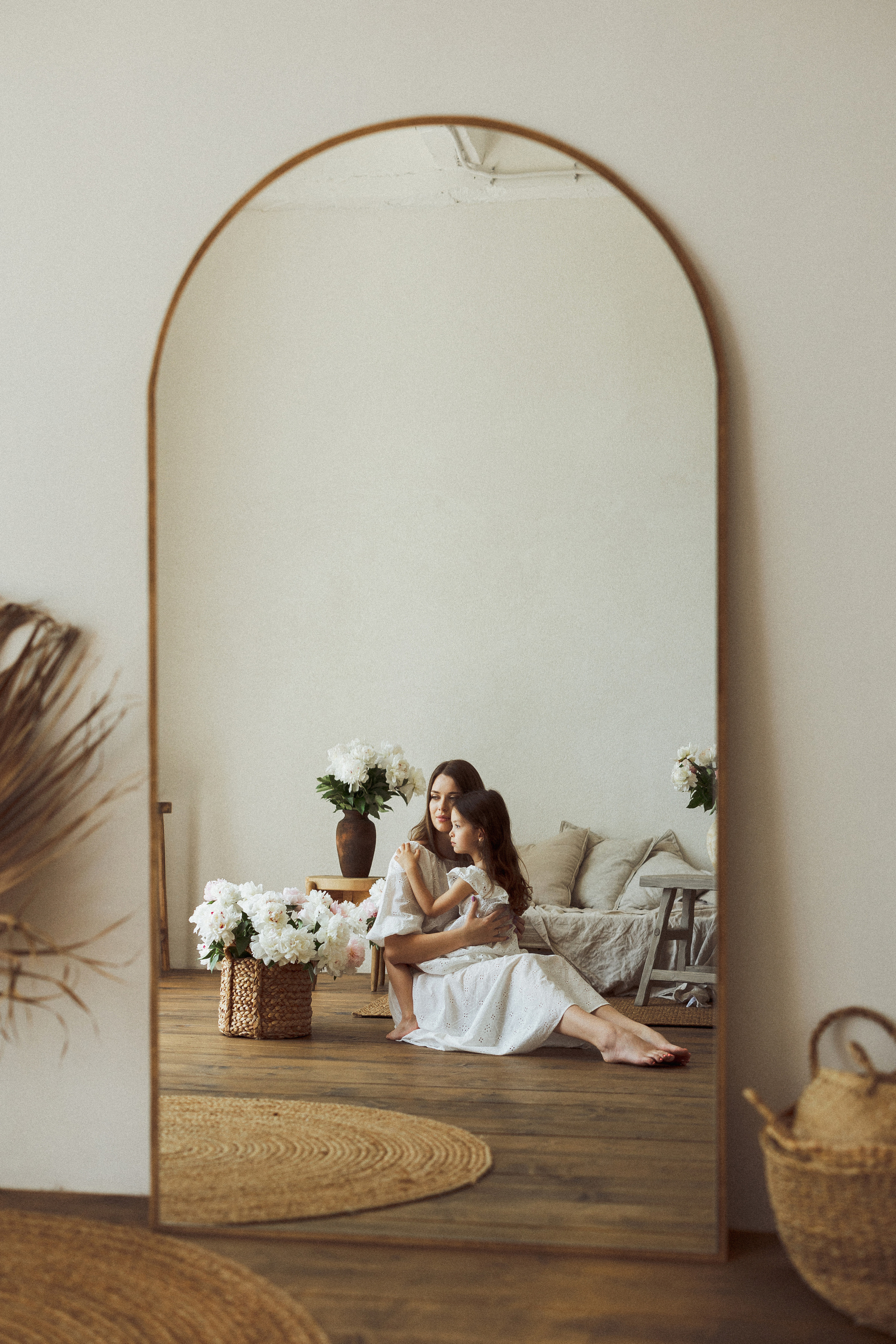 Алина и Дана, Пионы. Семейный и детский фотограф в Краснодаре Анна Трашкова