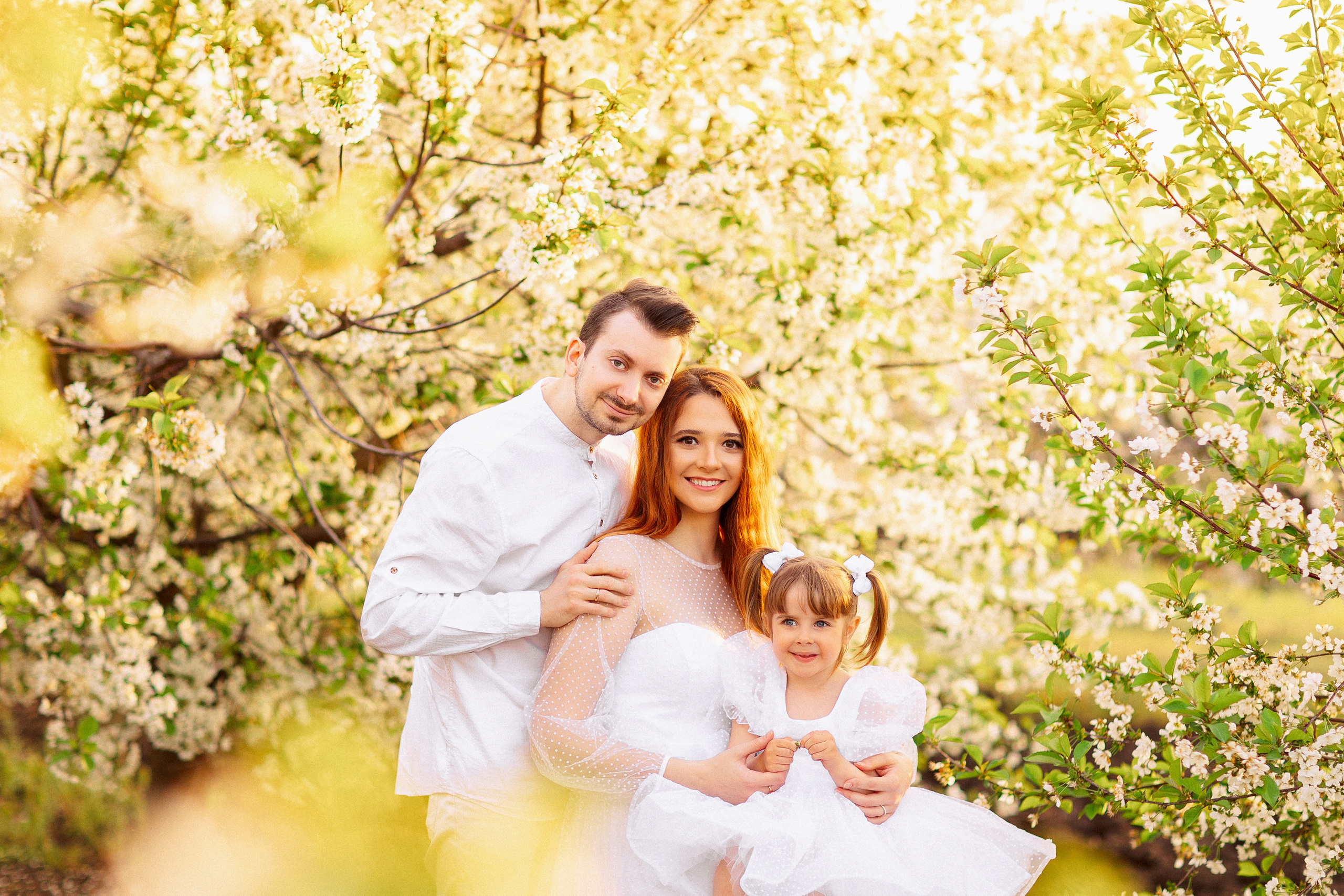 Фотосессия в цветущем саду, Краснодар. Семейный и детский фотограф в Краснодаре Анна Трашкова