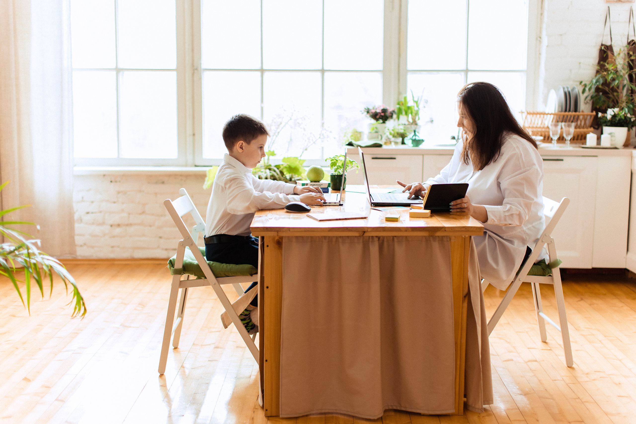Контент фотосессия в Краснодаре для онлайн школы программирования. Семейный и детский фотограф в Краснодаре Анна Трашкова