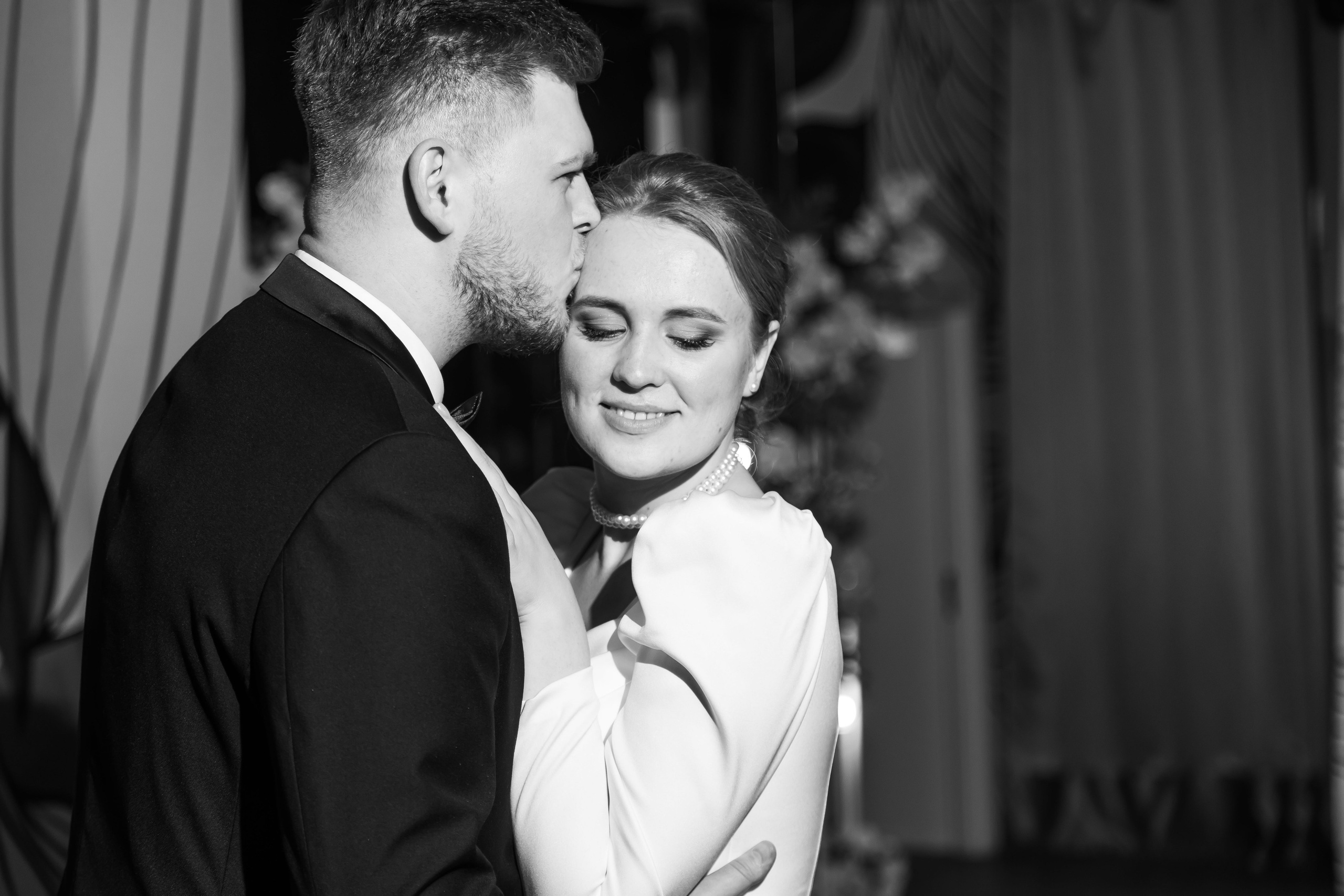 Владислав и Анастасия. Свадебный и портретный фотограф в Новосибирске Анастасия Рос