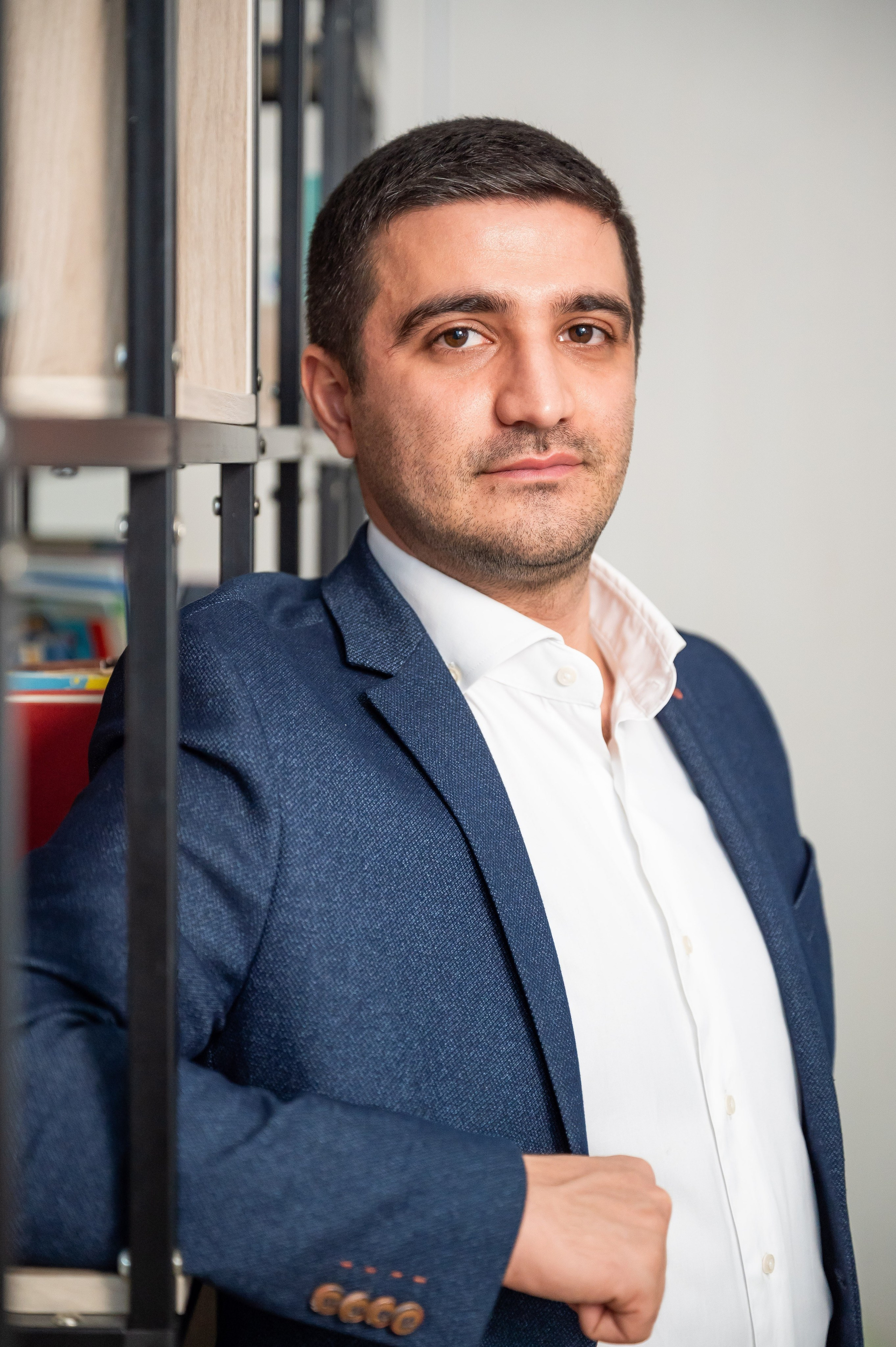 Школьникам. Антон и Татьяна Денисенко