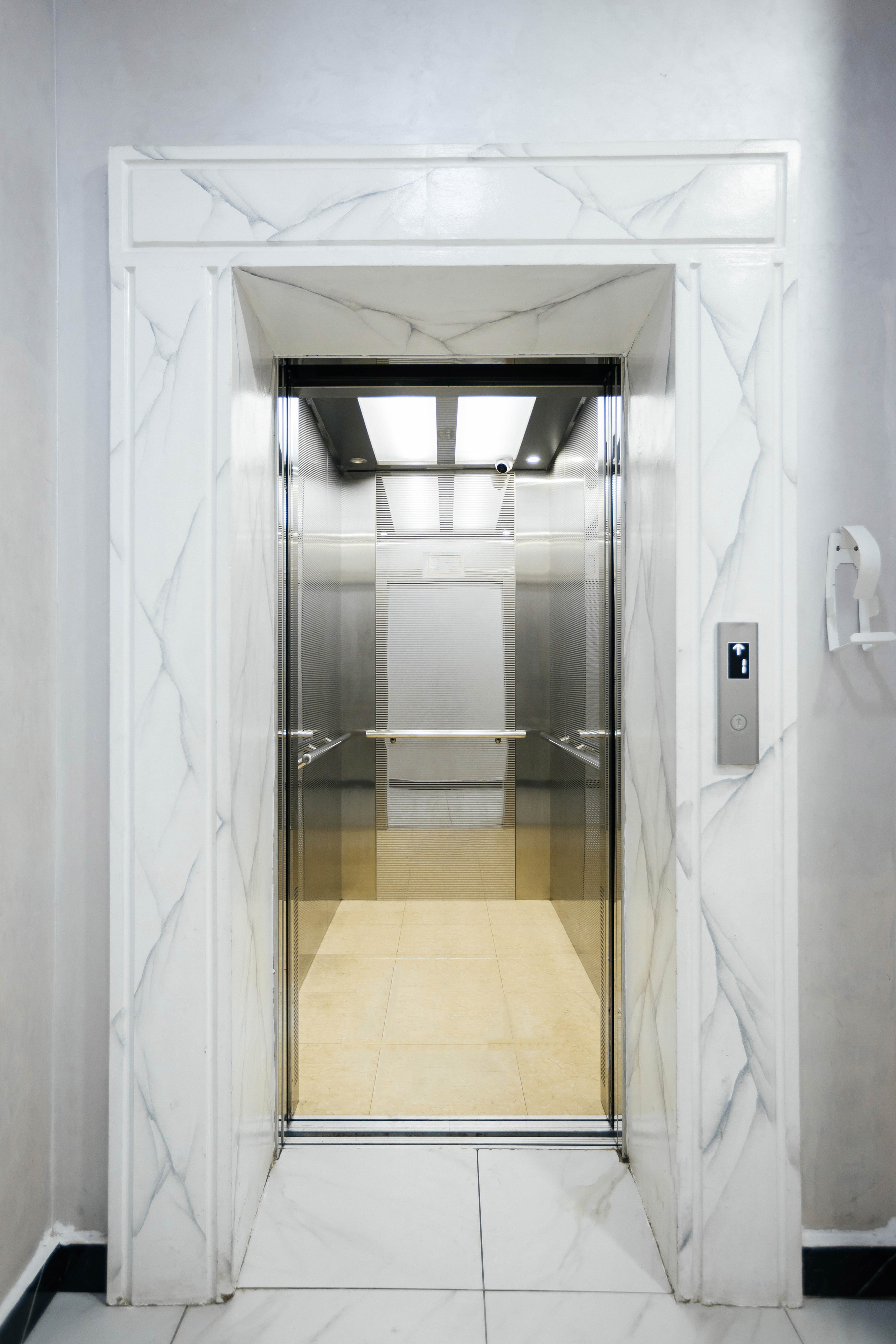 Проект 4. Lift Master. Дата: март 2023. Профессиональный фотограф в городе Астана/Алматы Даурен Сембаев