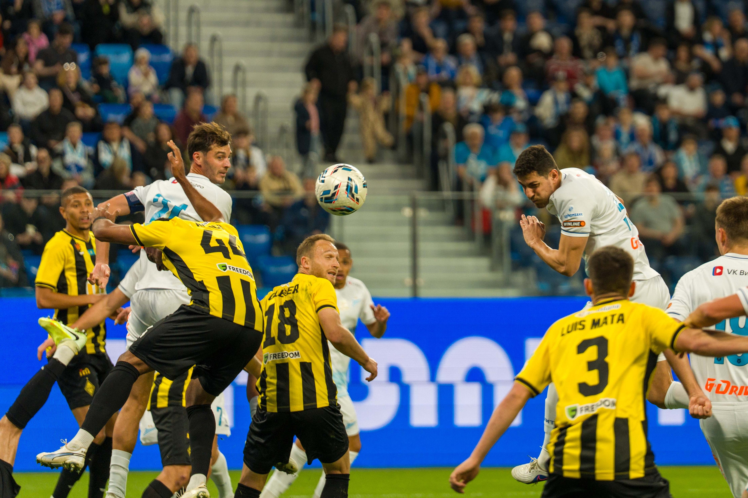 Зенит — Кайрат: фотогалерея товарищеского матча в Санкт-Петербурге | Антон Гауф. Спортивный фотограф в Санкт-Петербурге | Антон Гауф