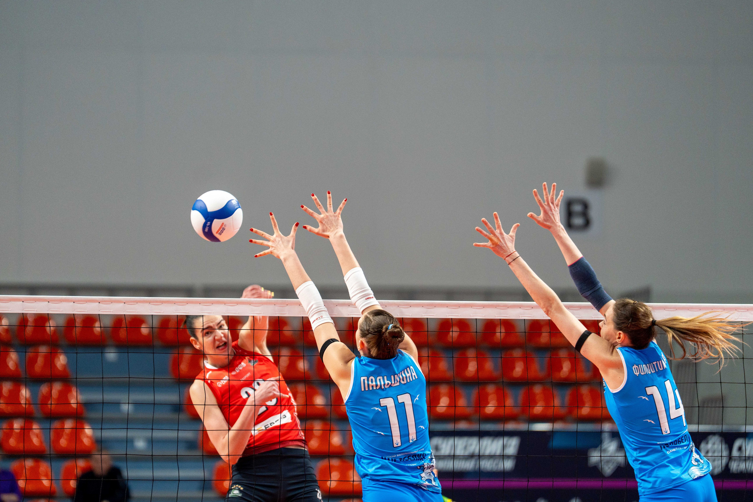 Корабелка — Уралочка-НТМК: фотогалерея 17-го тура Суперлиги 2025/26 | Антон Гауф. Спортивный фотограф в Санкт-Петербурге | Антон Гауф