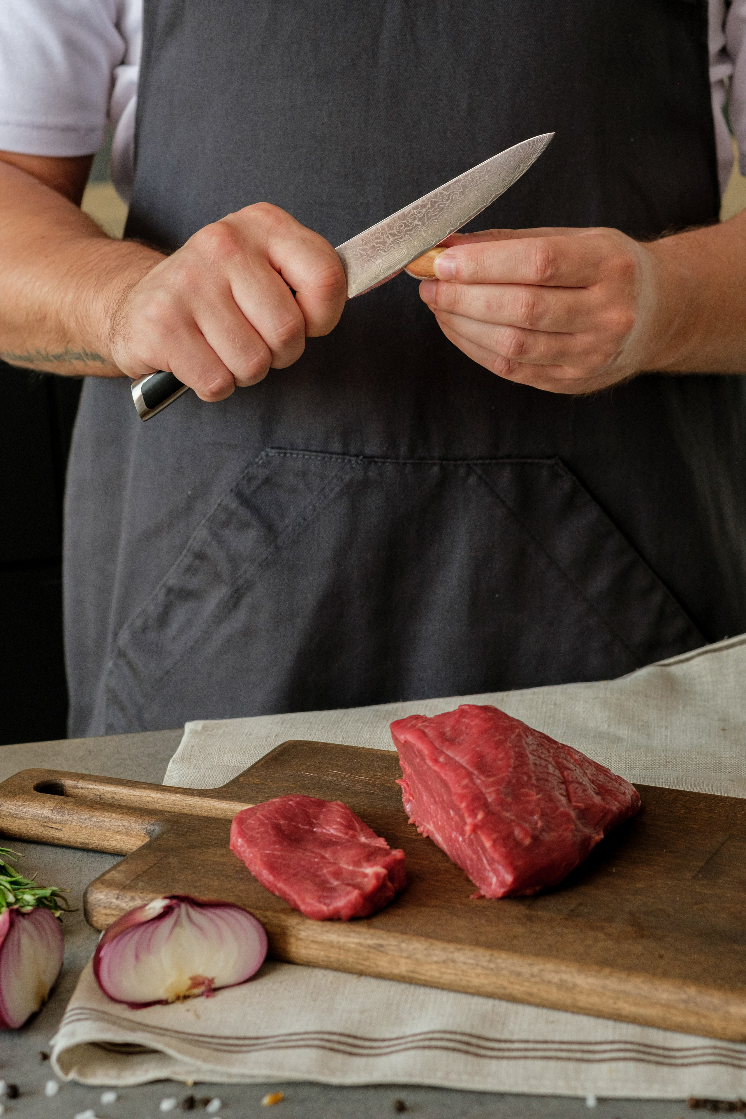 Съемка ножей для маркетплейсов в СПб. Фотосессия для маркетплейсов