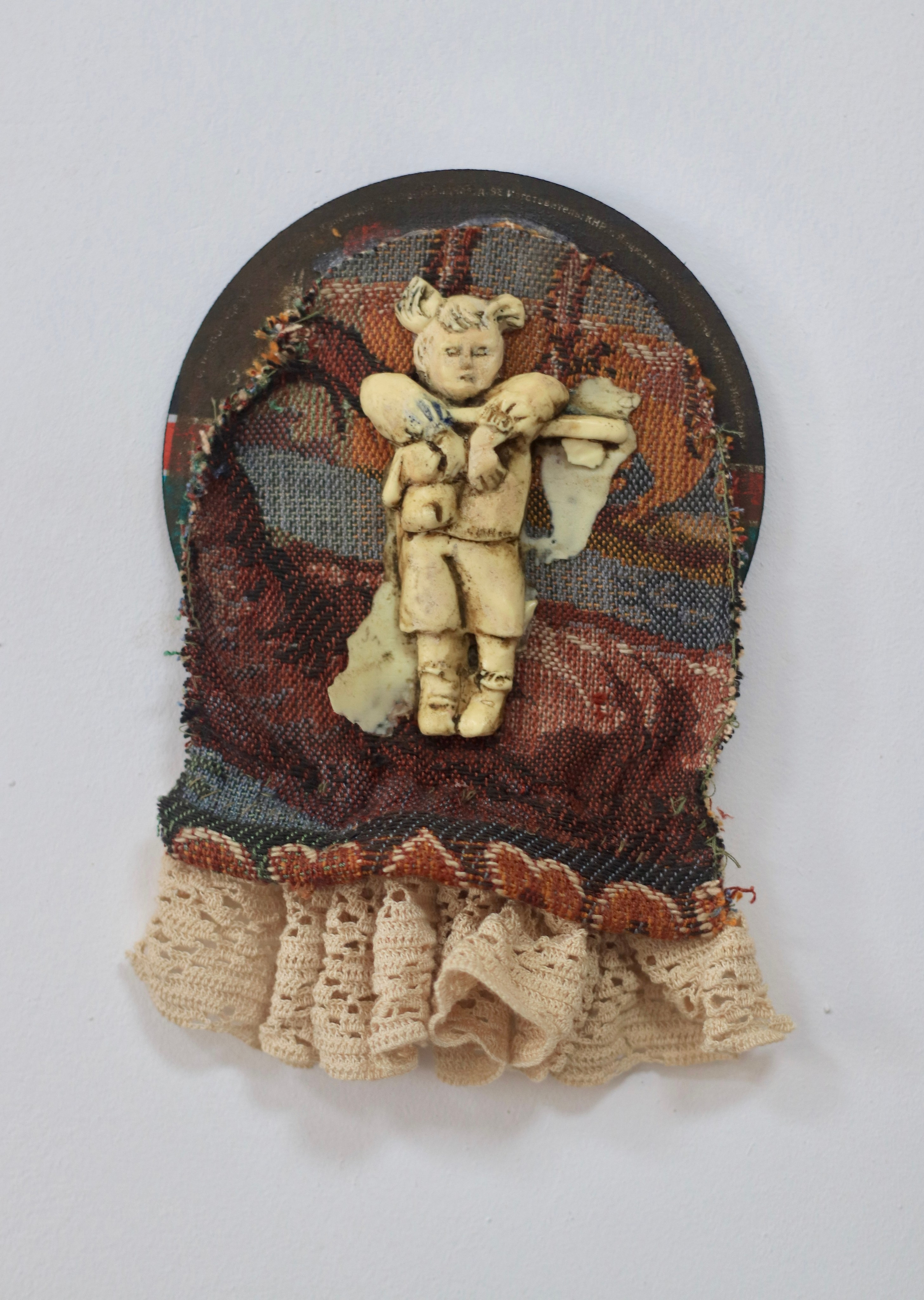 Земляные работы памяти, серия объектов художницы Софьи Григорьевой 